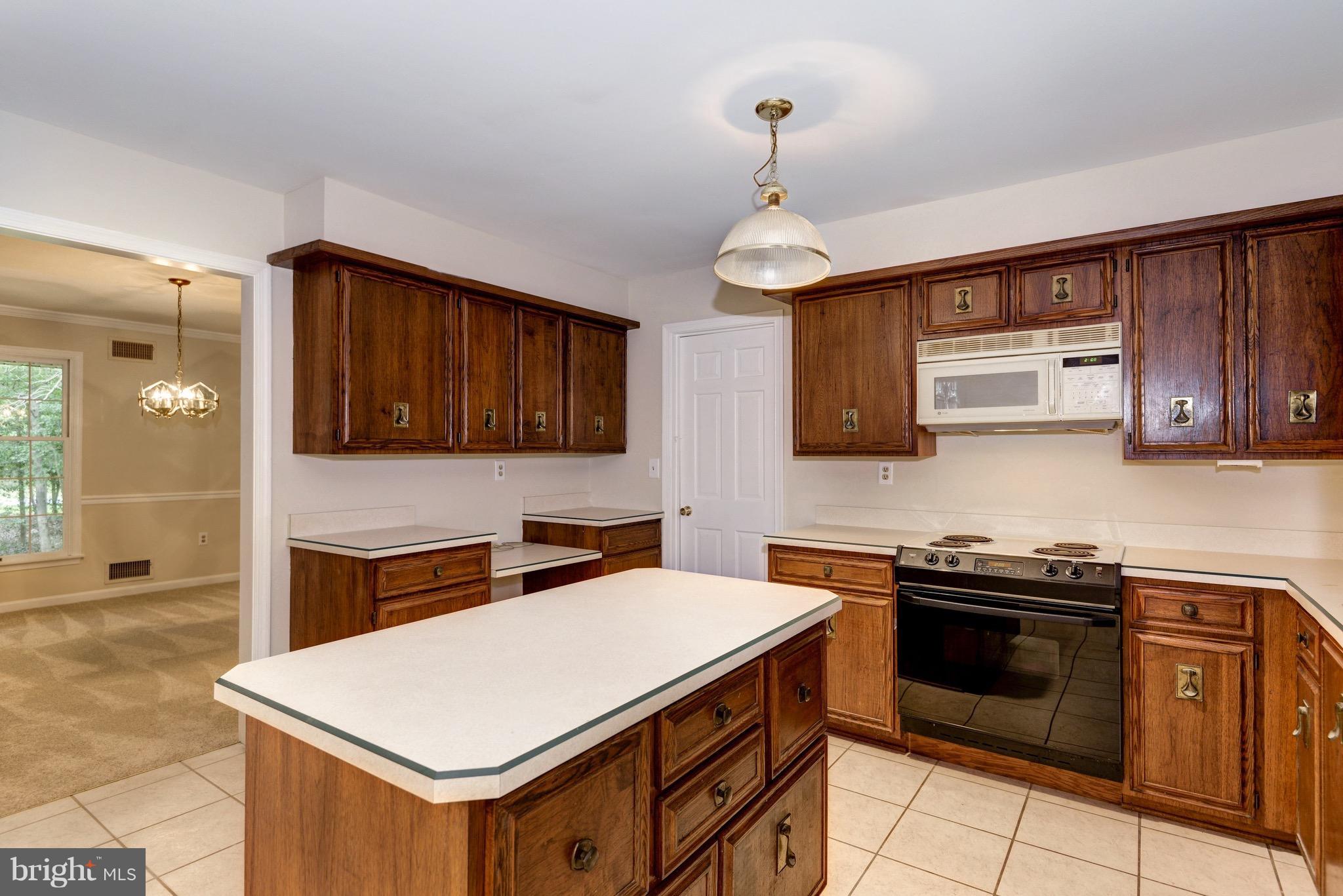 HARBOR HILLS - Residential