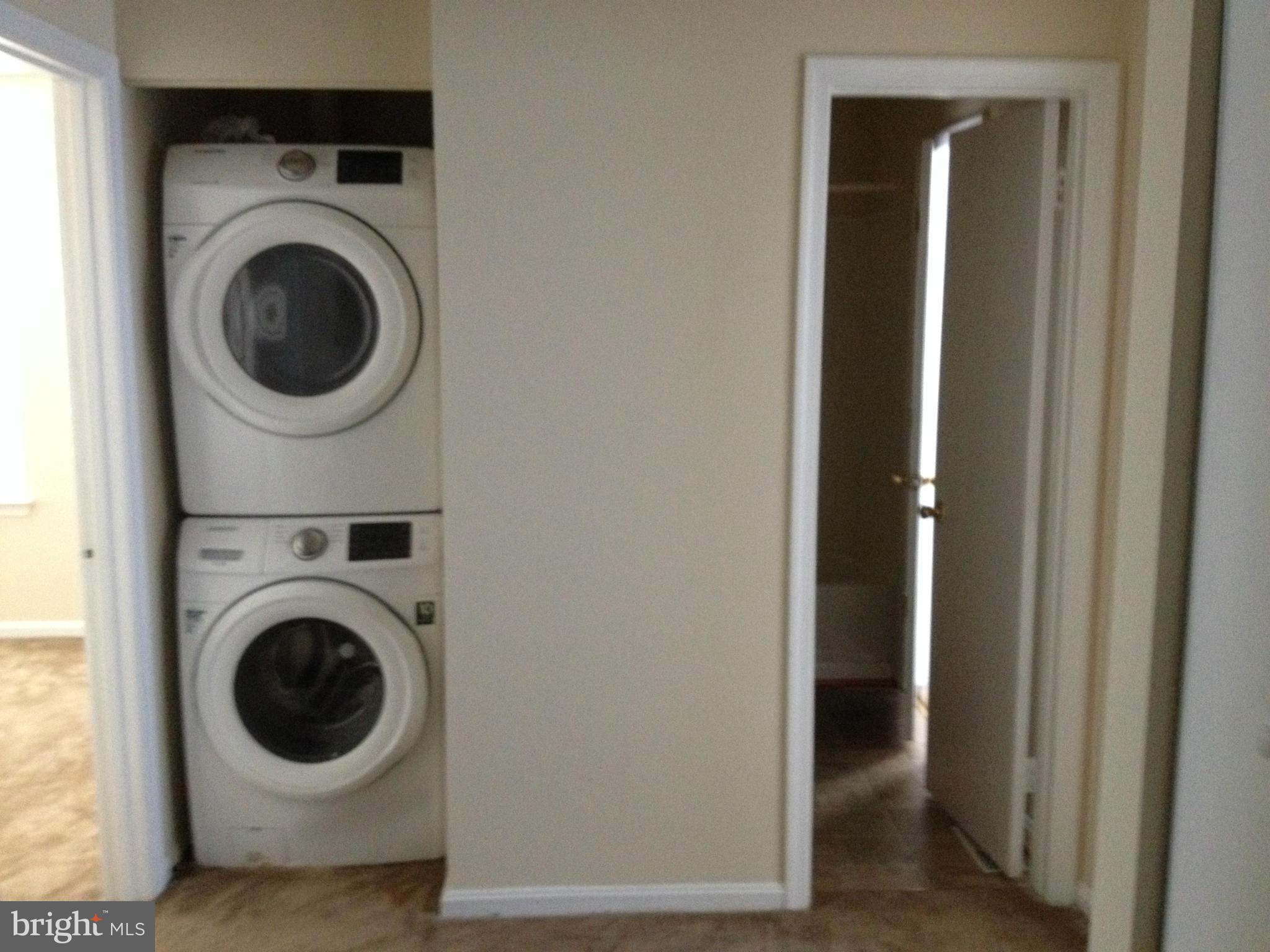 CARROLLS GREEN - Residential