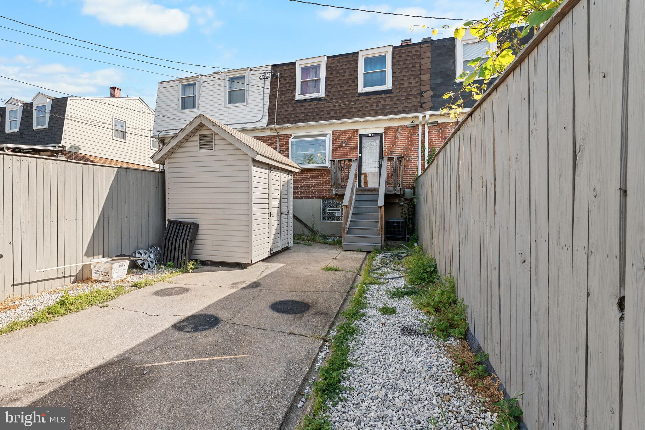 EASTFIELD - Residential