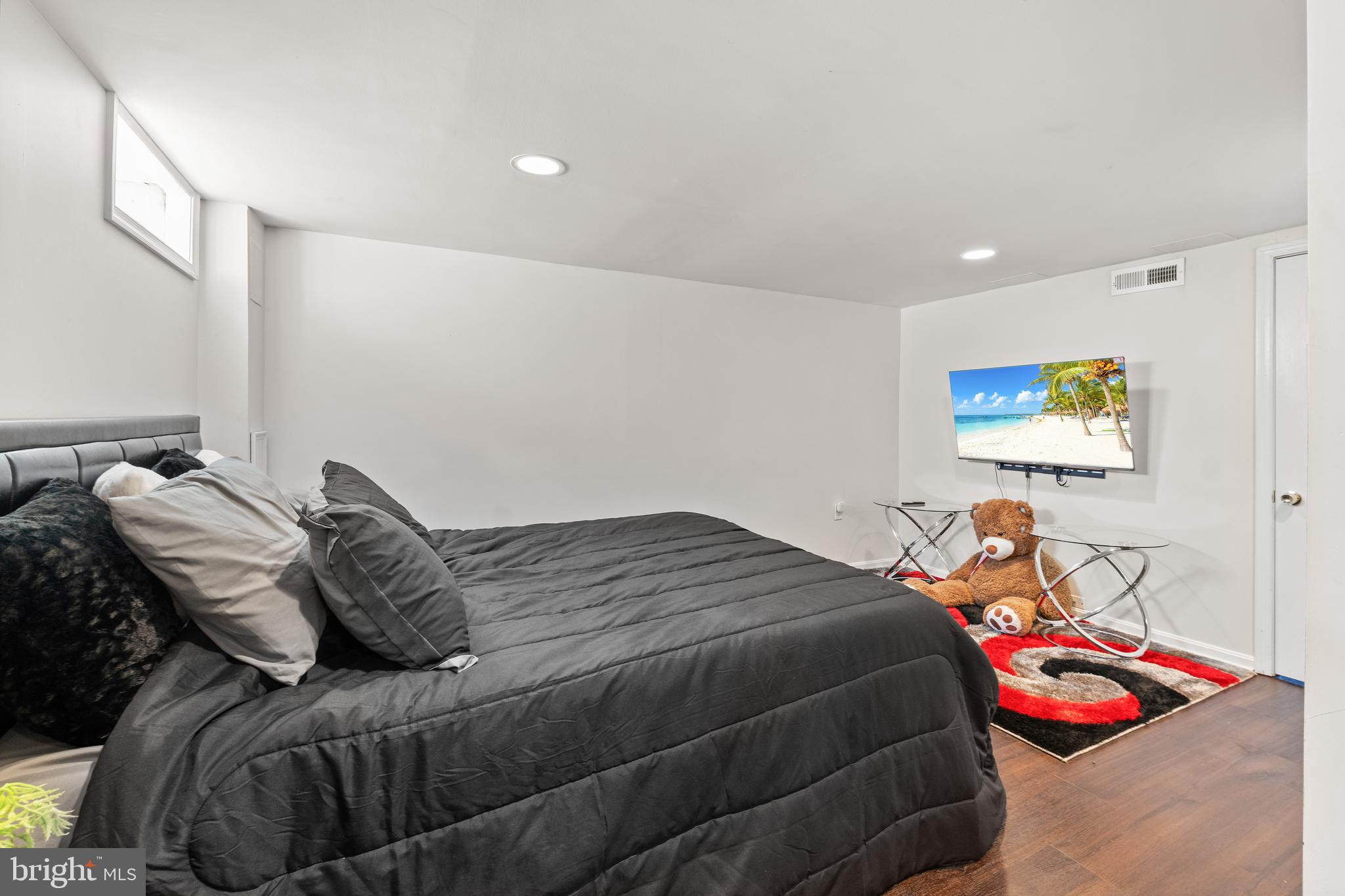EASTFIELD - Residential
