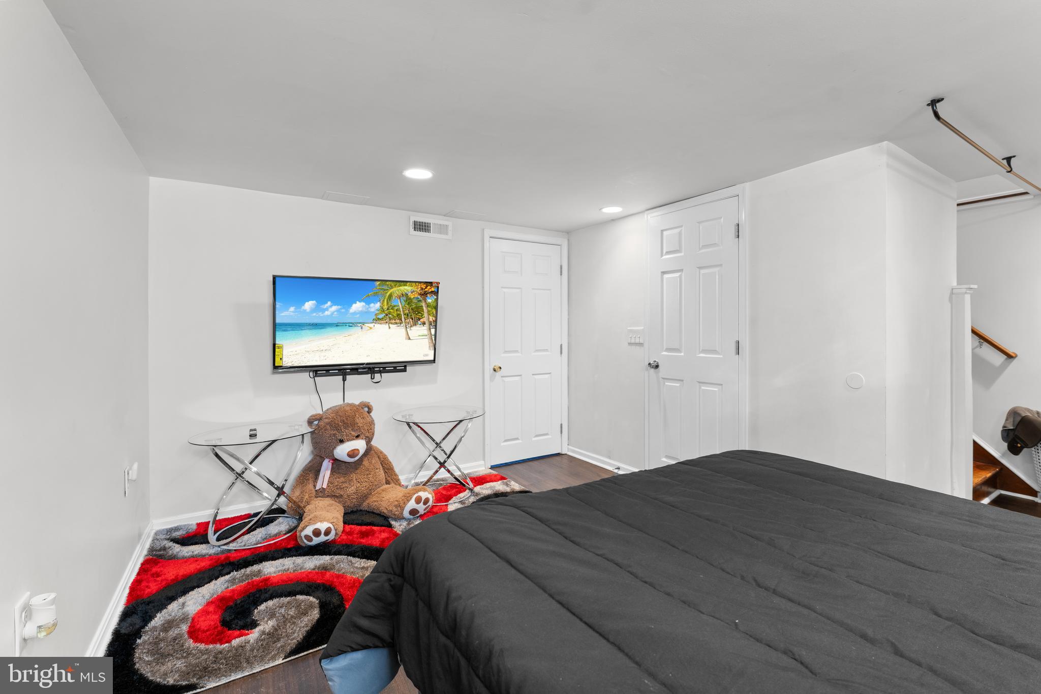 EASTFIELD - Residential