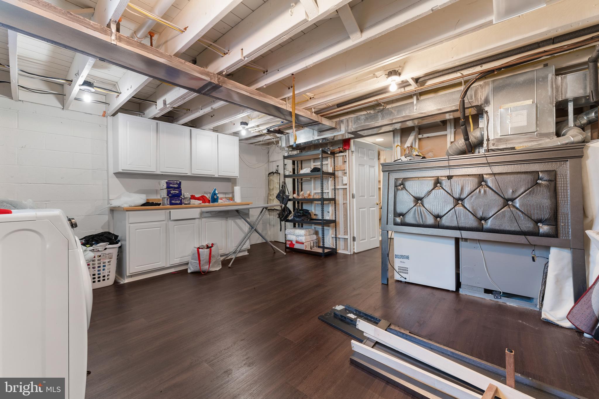 EASTFIELD - Residential