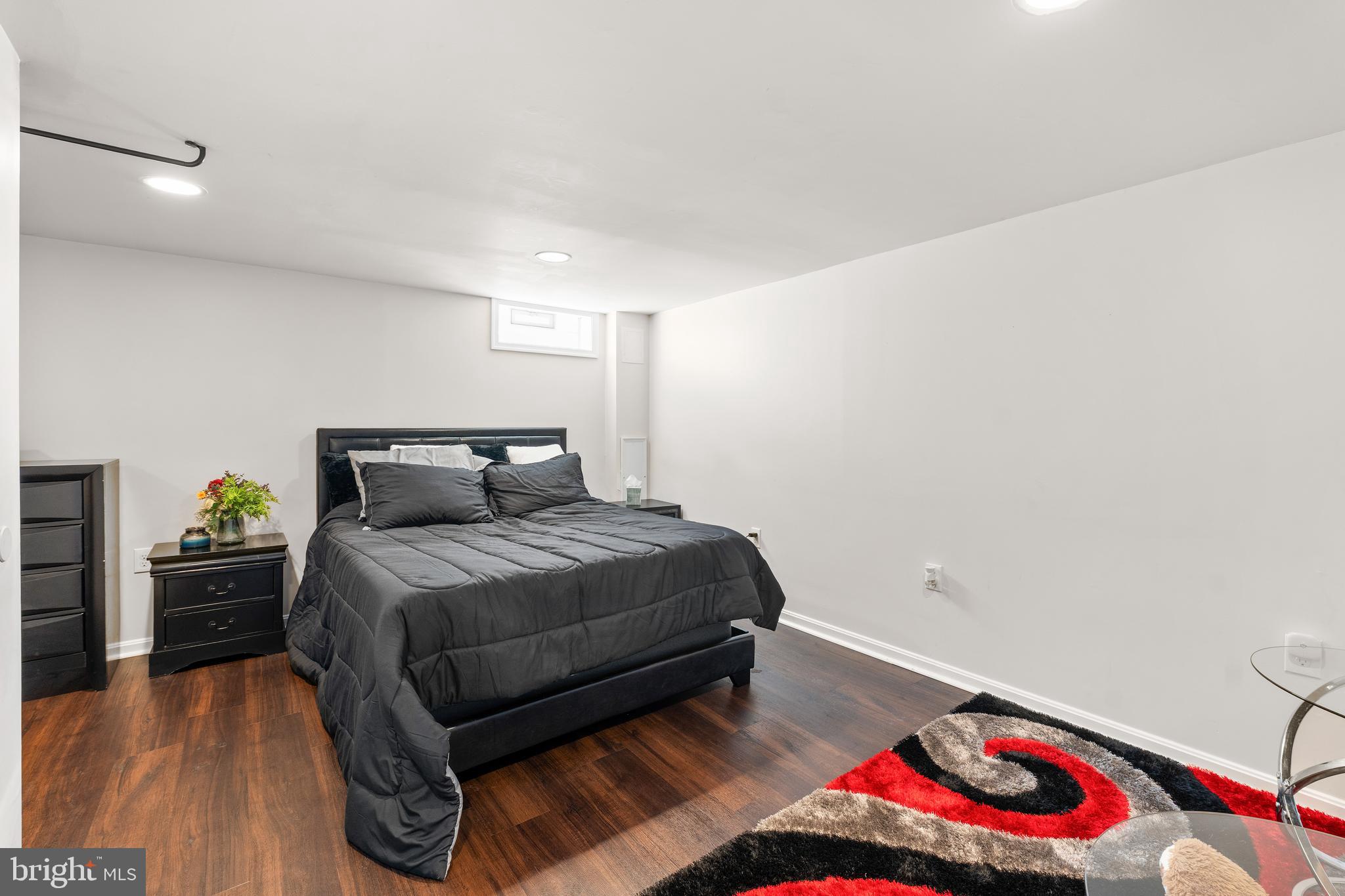 EASTFIELD - Residential