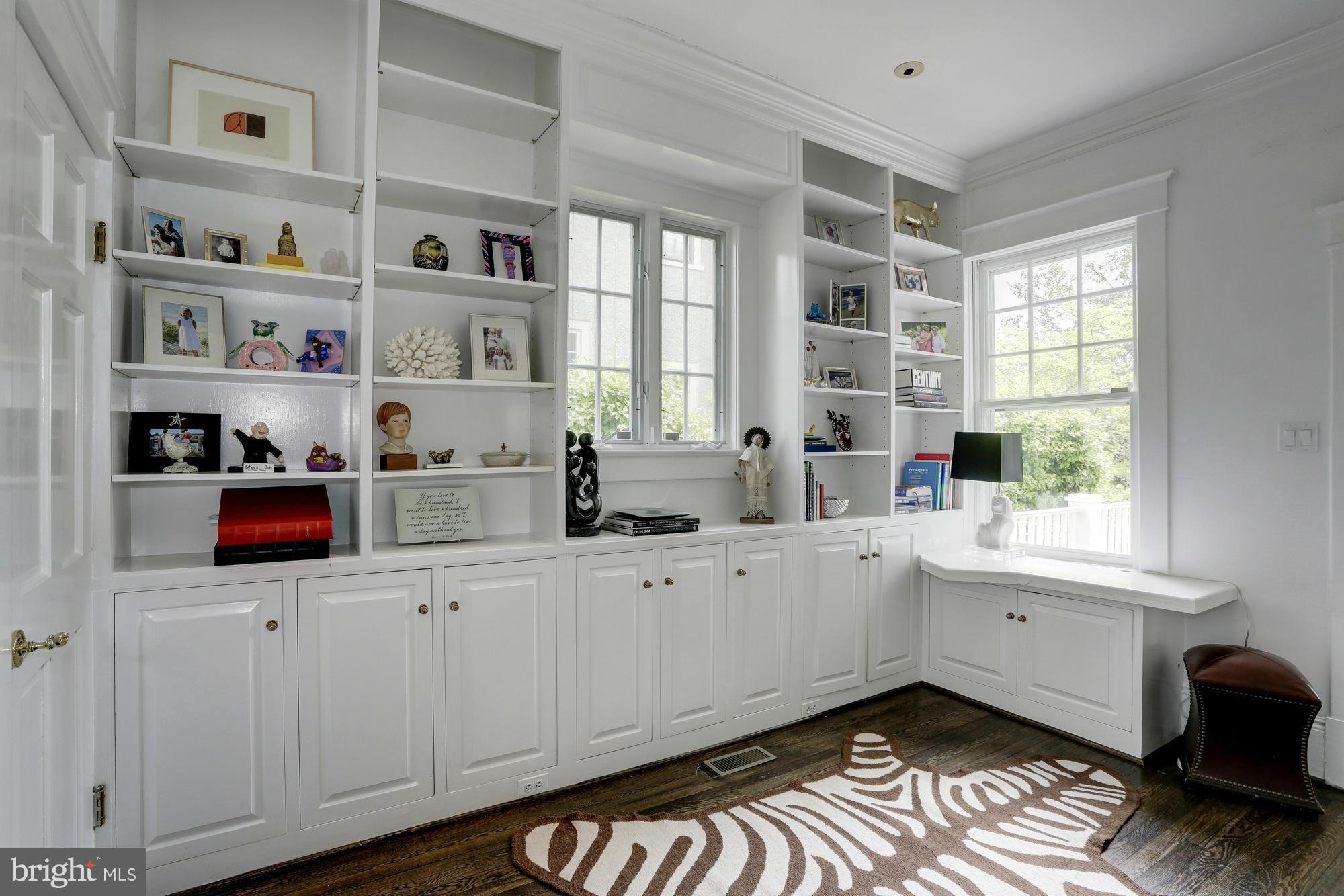 CLEVELAND PARK - Residential