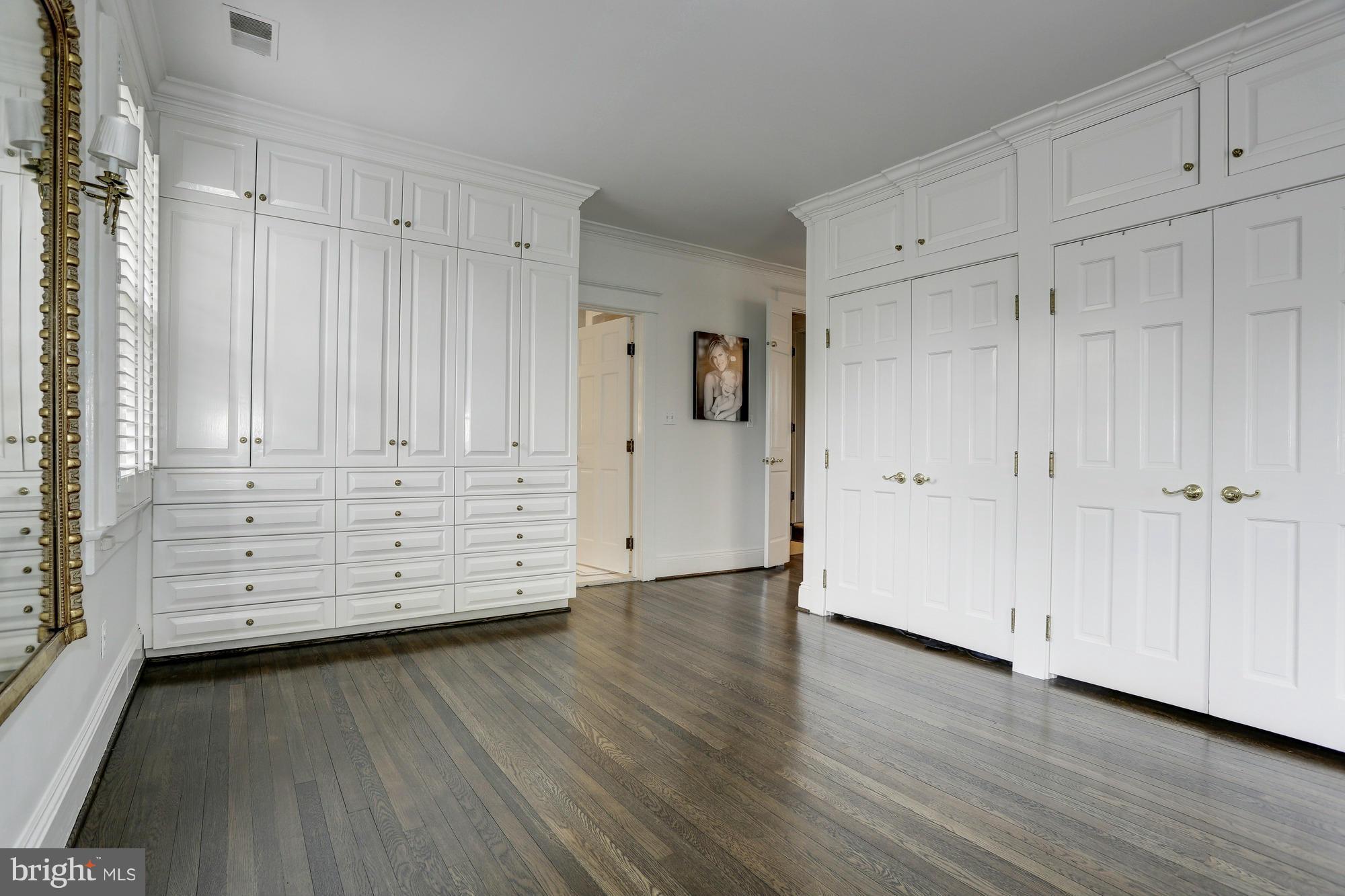 CLEVELAND PARK - Residential