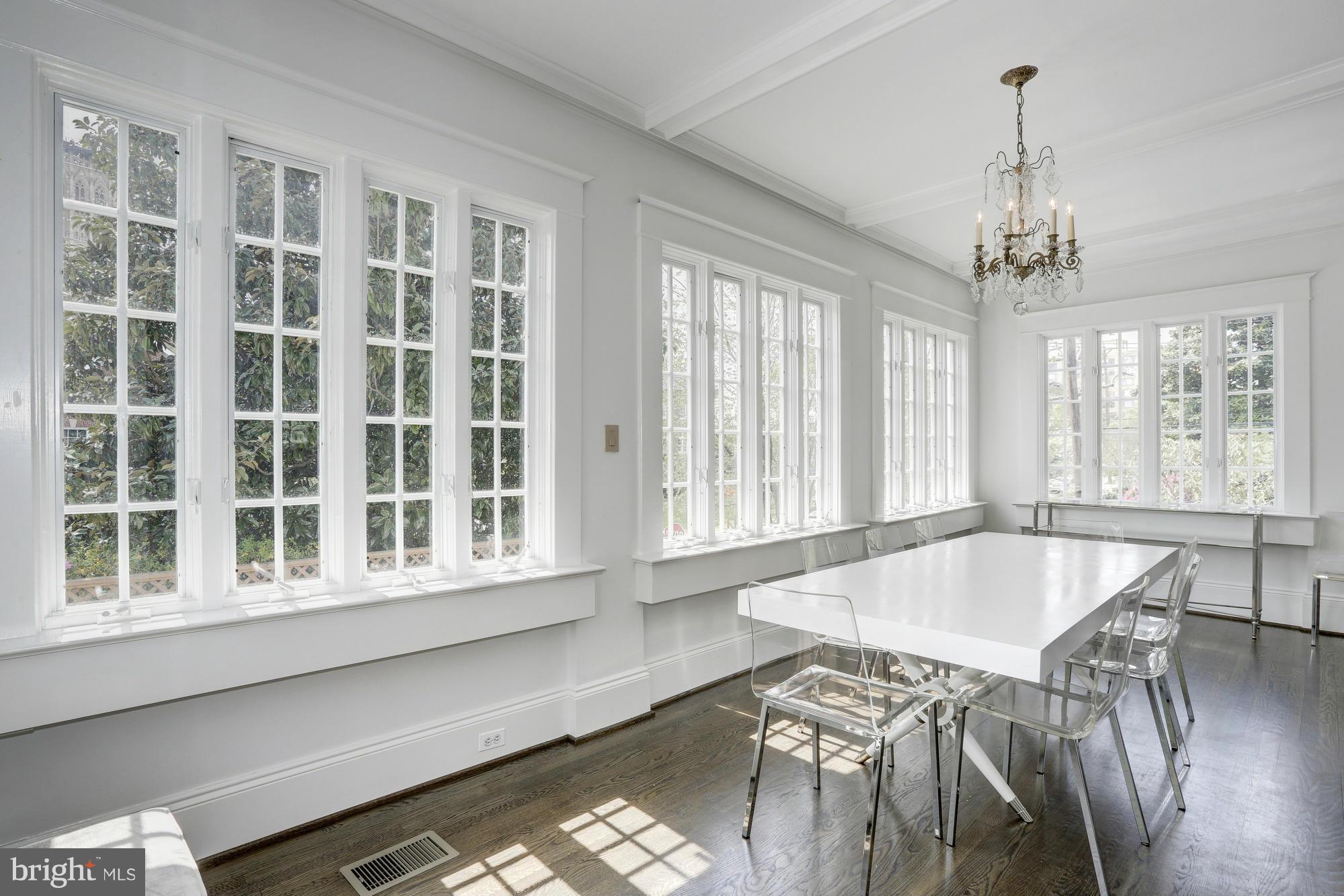 CLEVELAND PARK - Residential
