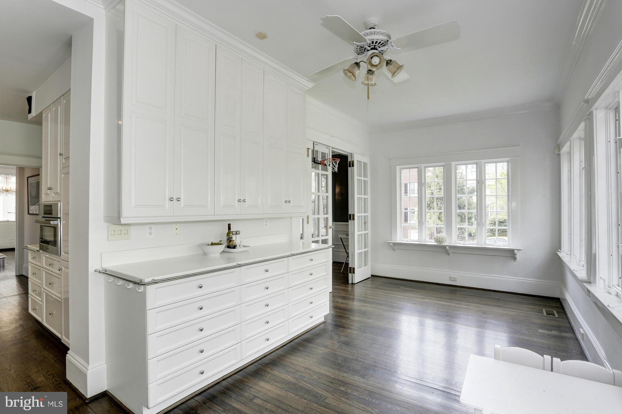 CLEVELAND PARK - Residential