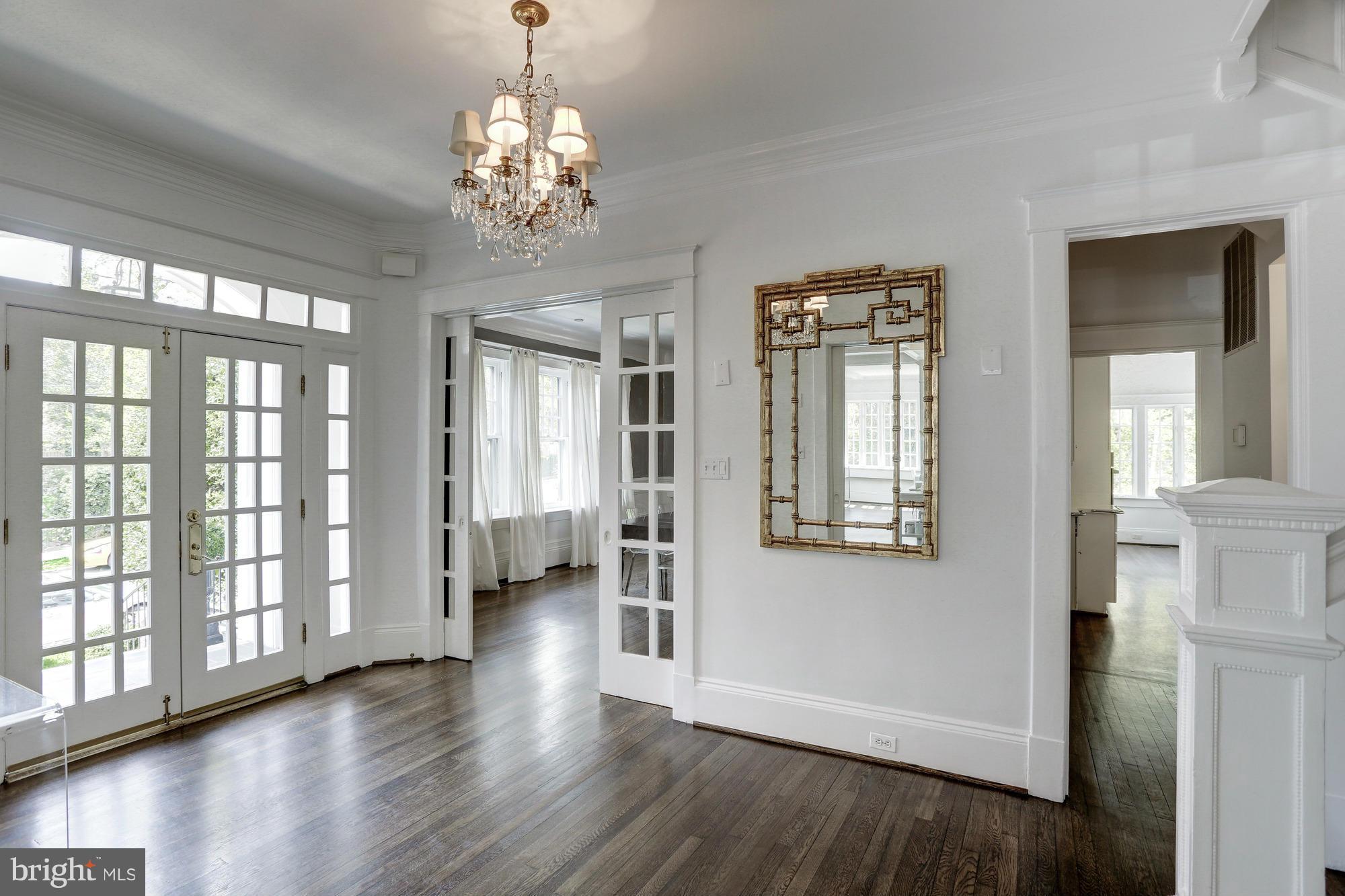 CLEVELAND PARK - Residential