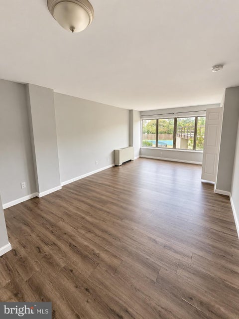Photo for 5340 HOLMES RUN PARKWAY 206