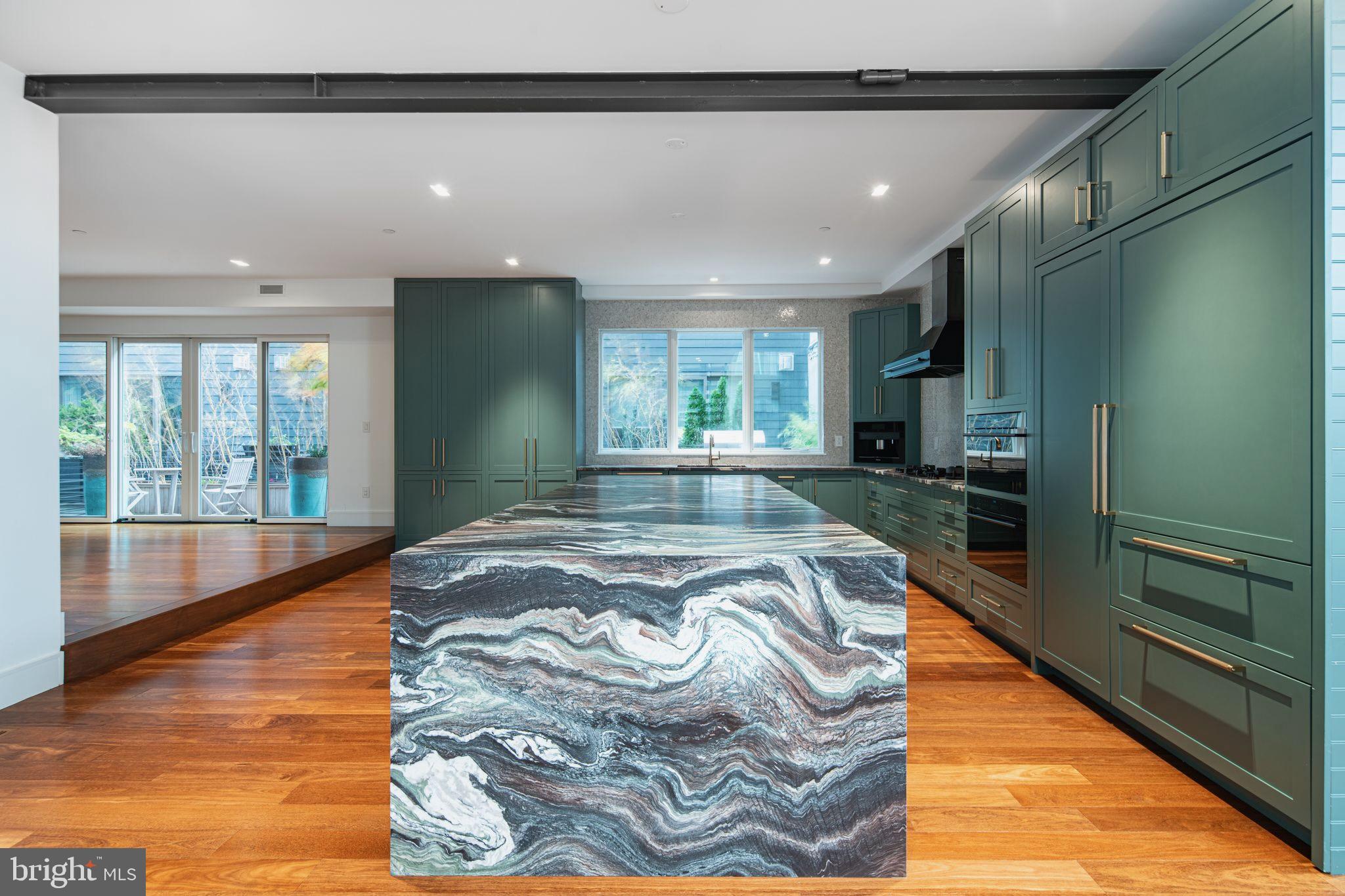 GRADUATE HOSPITAL - Residential