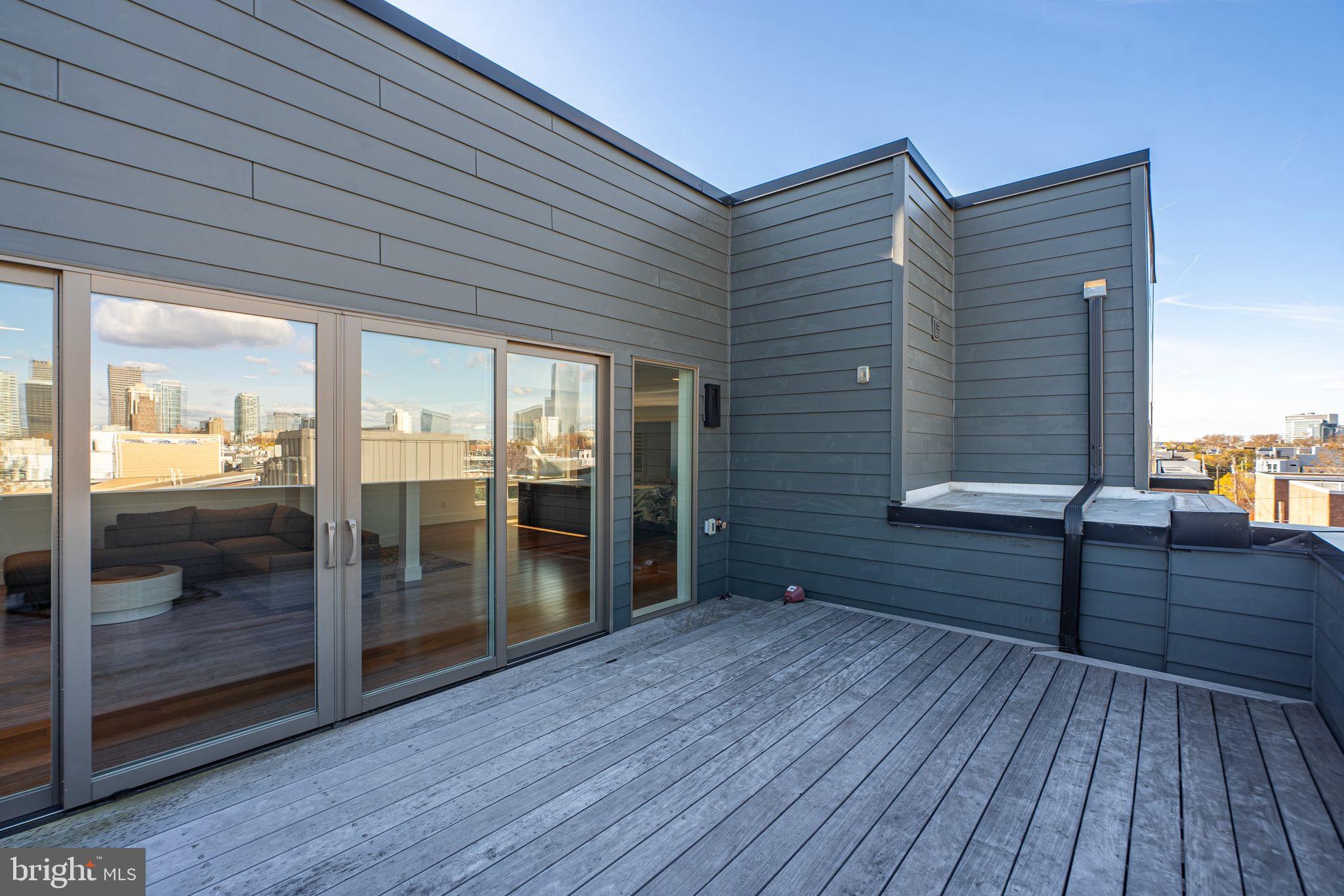 GRADUATE HOSPITAL - Residential