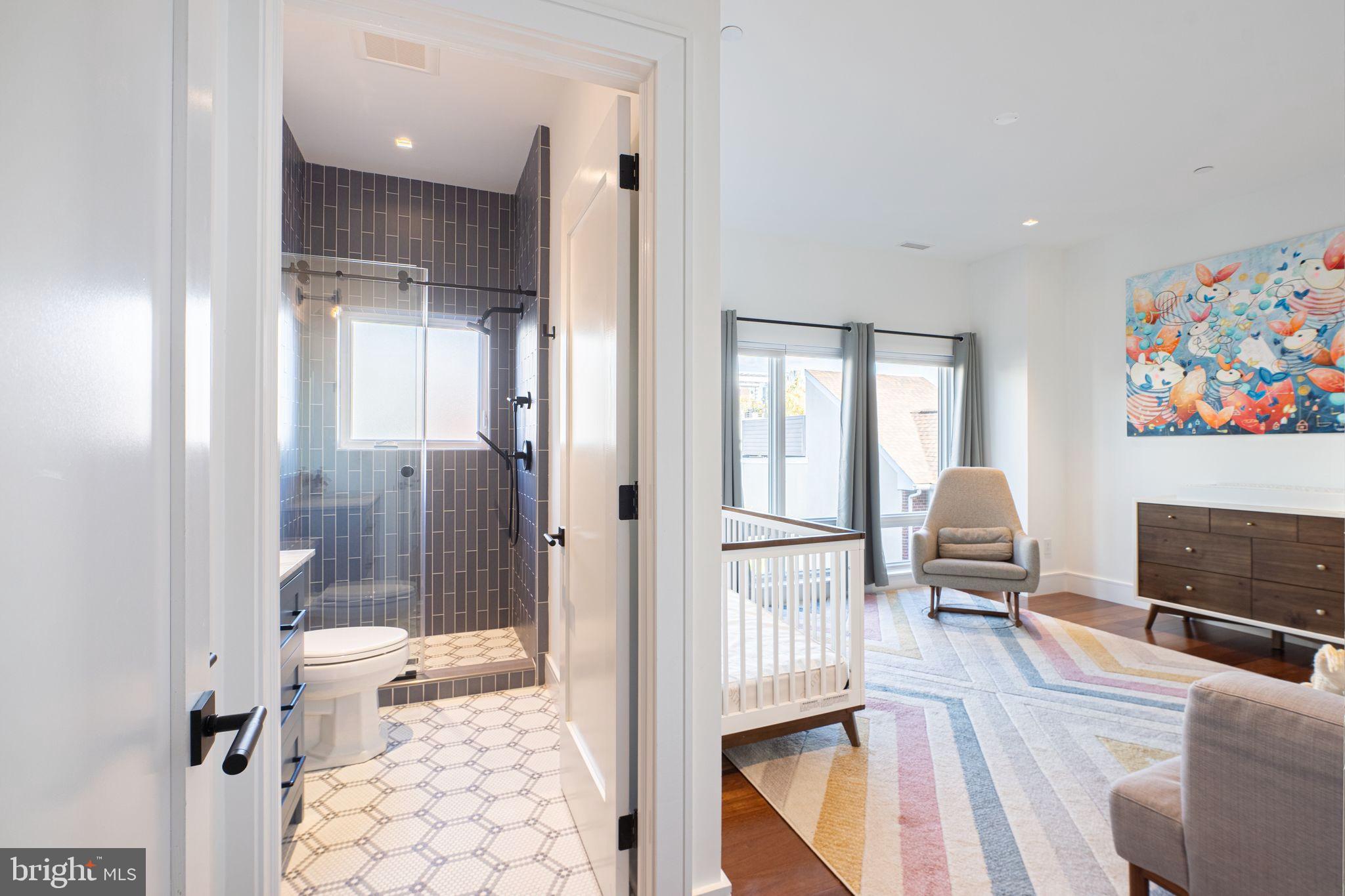 GRADUATE HOSPITAL - Residential