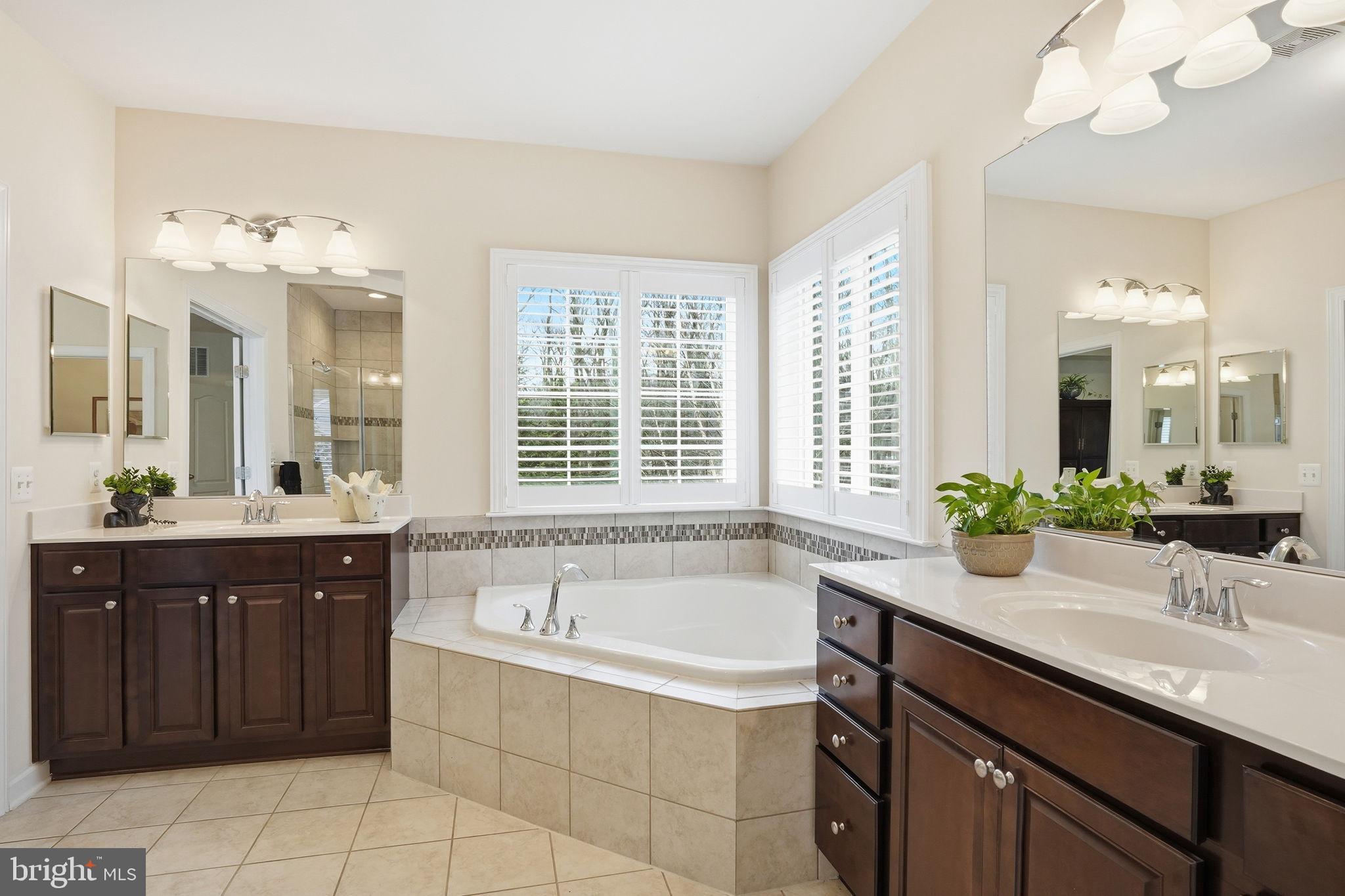 SOUTHPOINTE - Residential