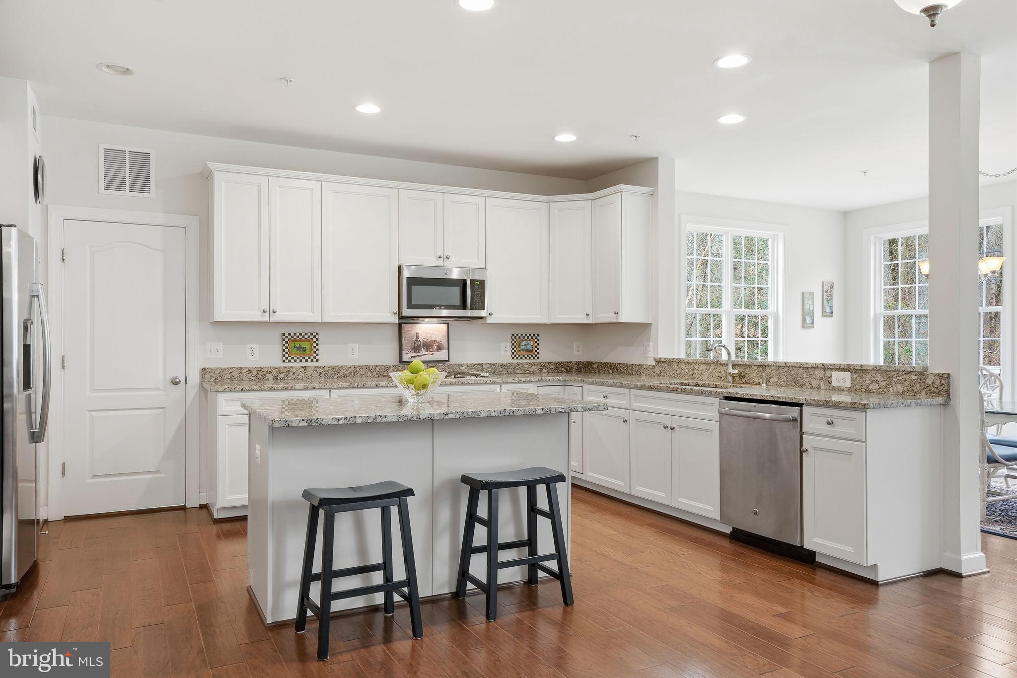 SOUTHPOINTE - Residential