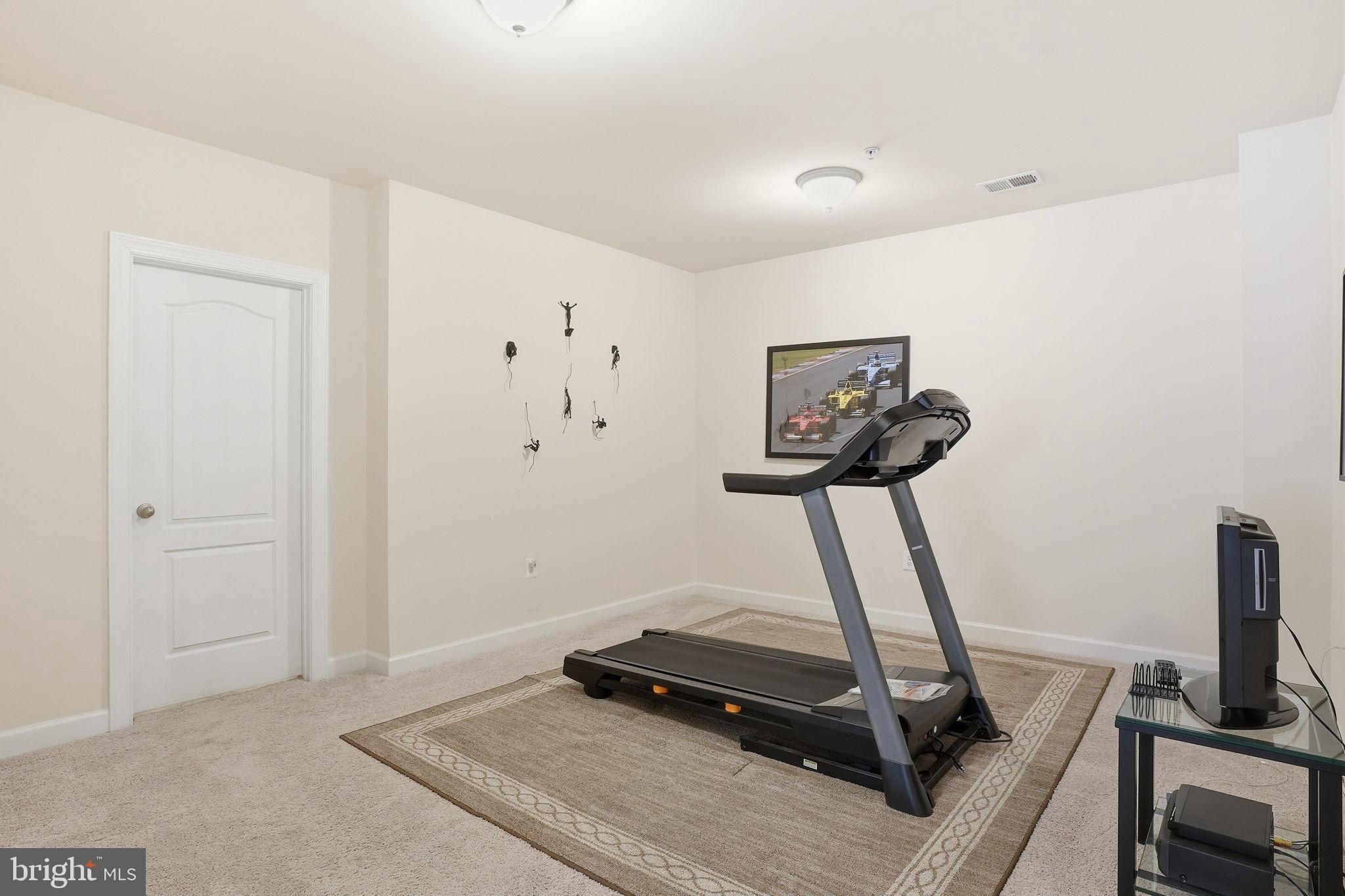 SOUTHPOINTE - Residential