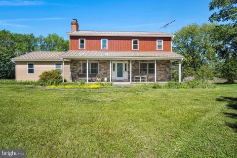 MLS: PAYK2103990