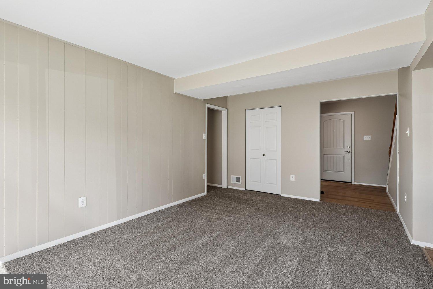 FOUR SEASONS ESTATES - Residential