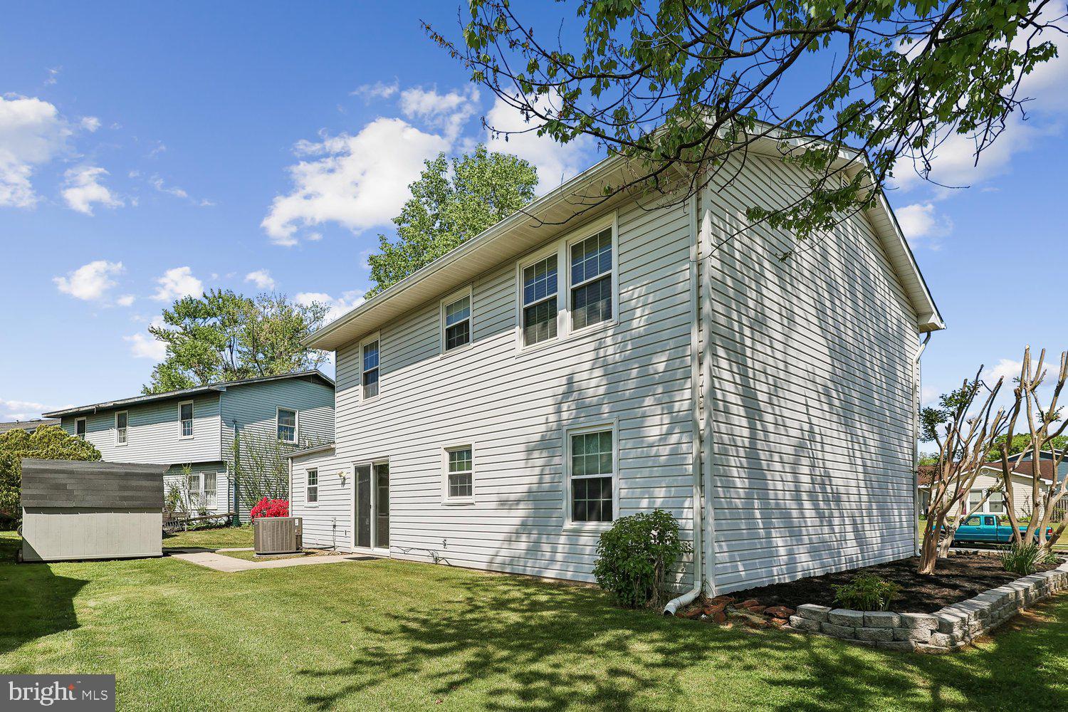 2423 FLOWERING TREE LANE