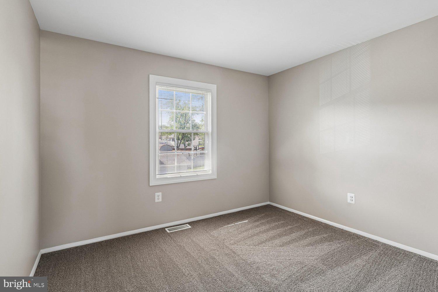 FOUR SEASONS ESTATES - Residential