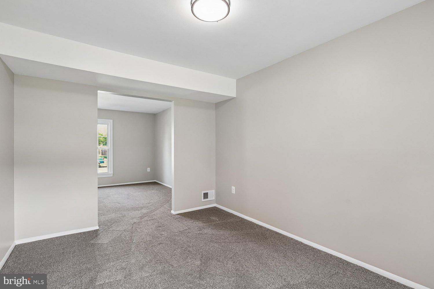 FOUR SEASONS ESTATES - Residential