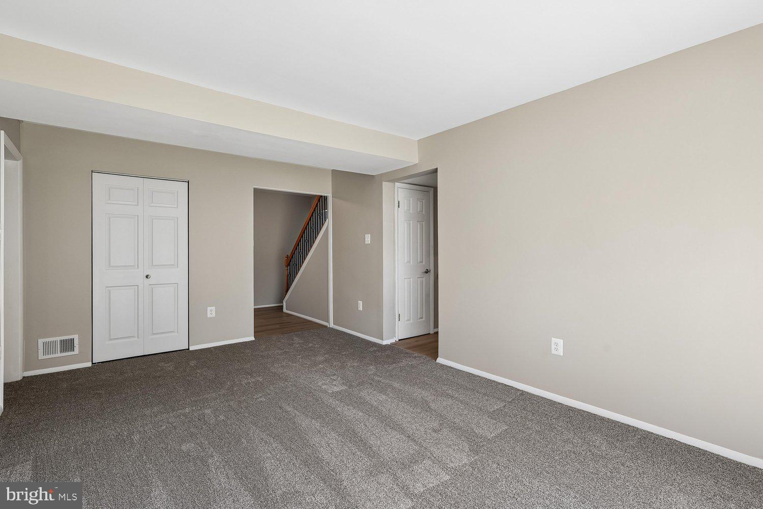 FOUR SEASONS ESTATES - Residential