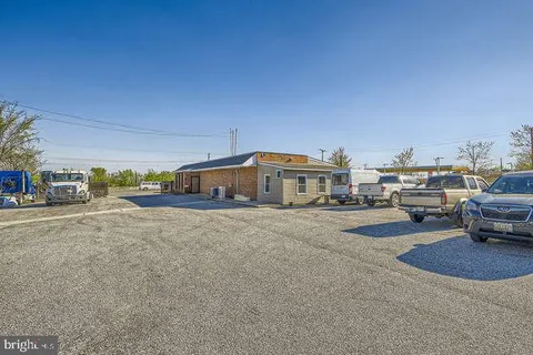 MLS: MDBC2151530
