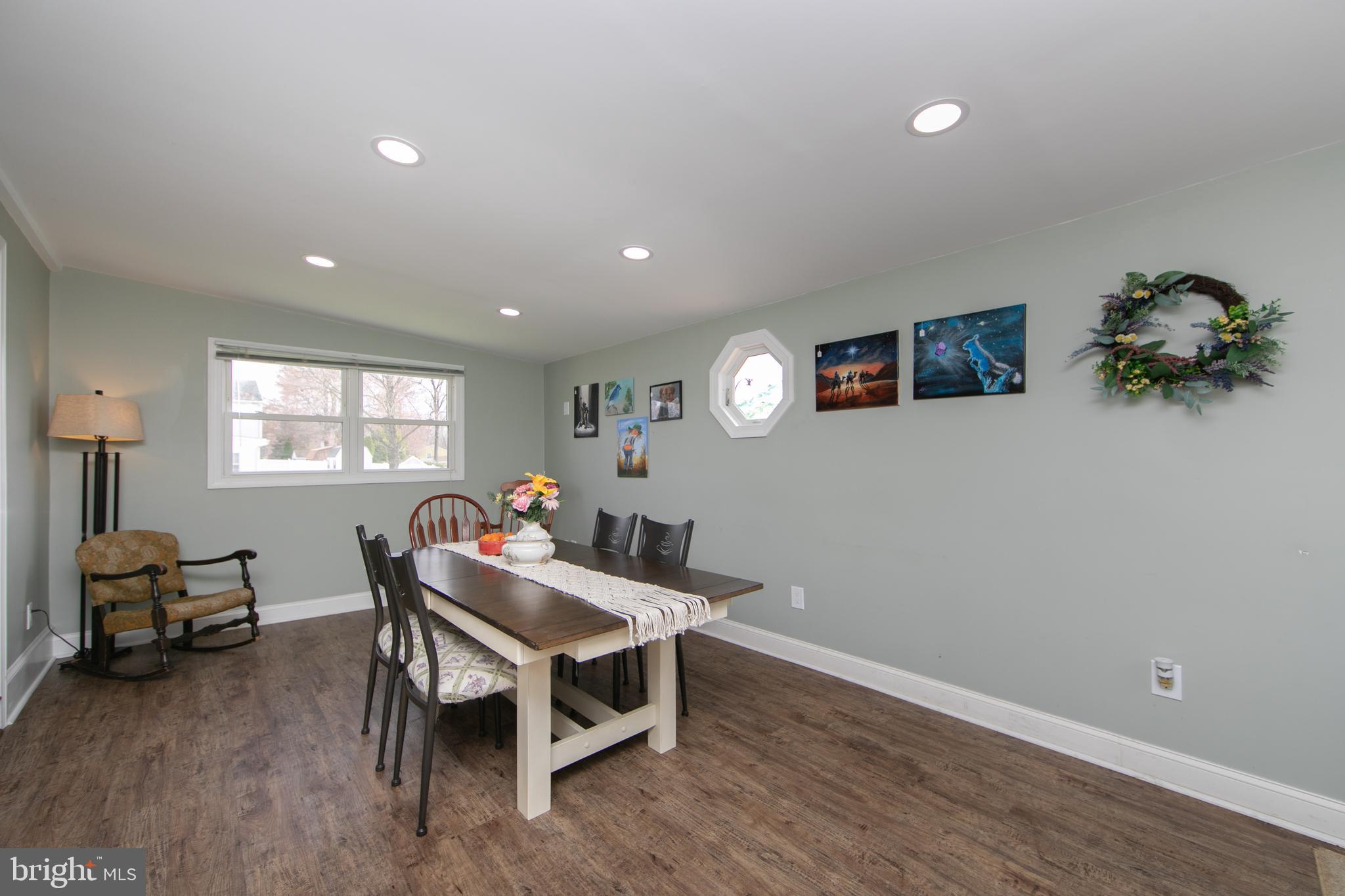 SALEM POINT - Residential