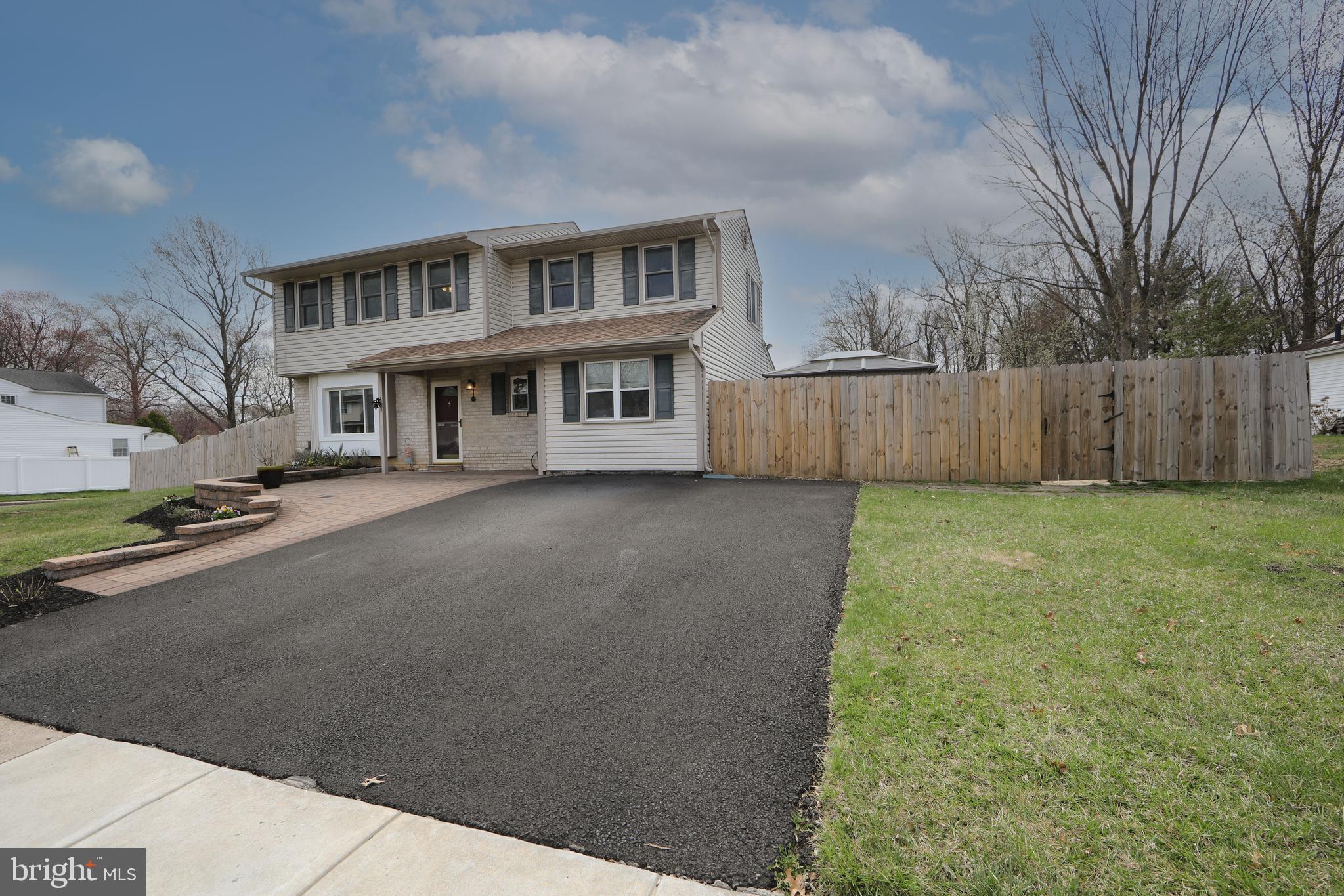 SALEM POINT - Residential