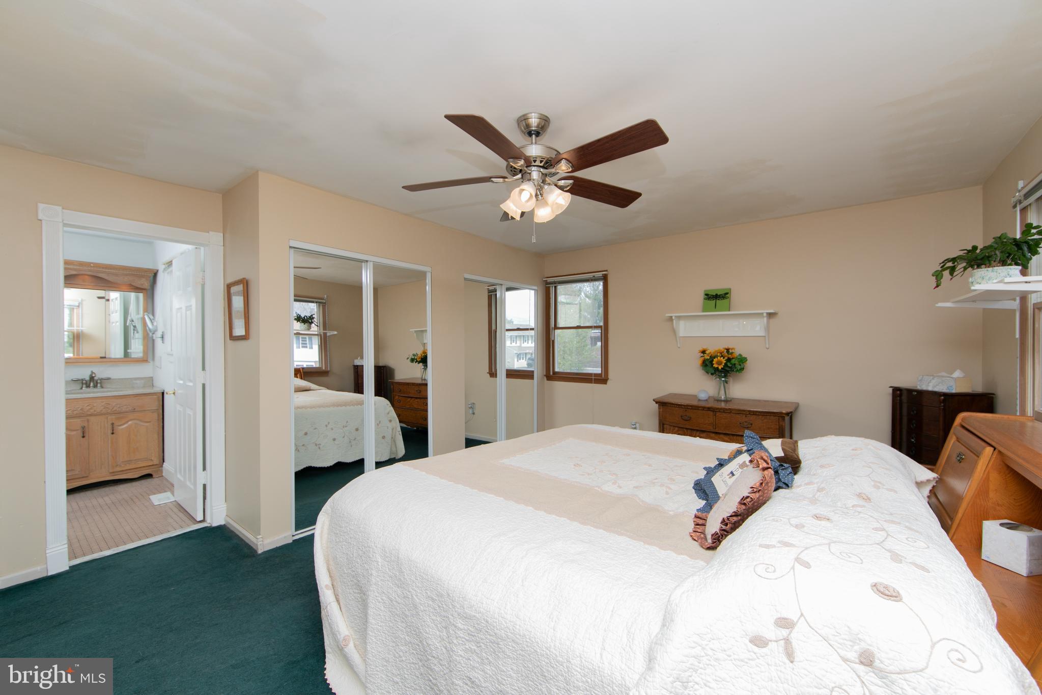 SALEM POINT - Residential