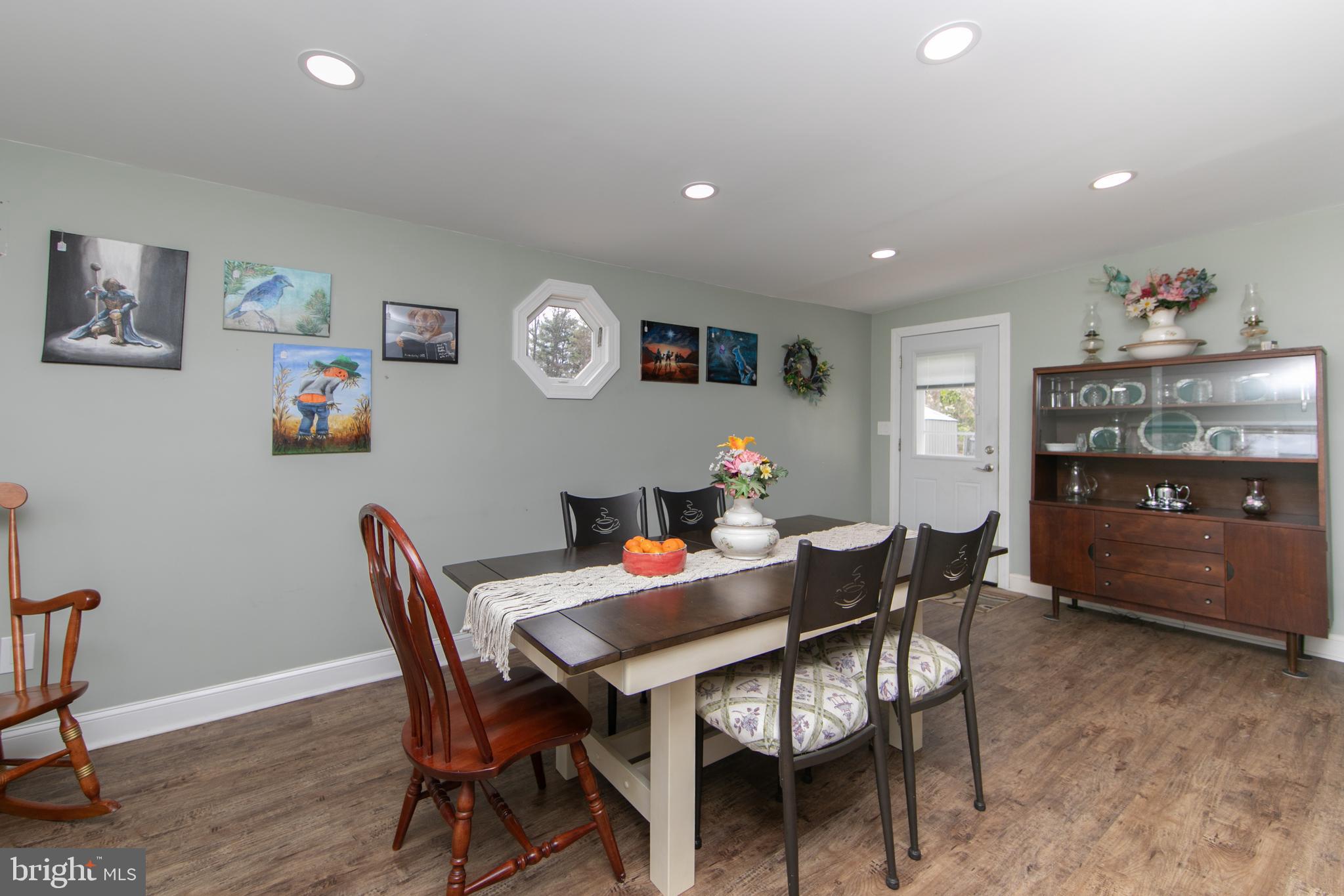 SALEM POINT - Residential