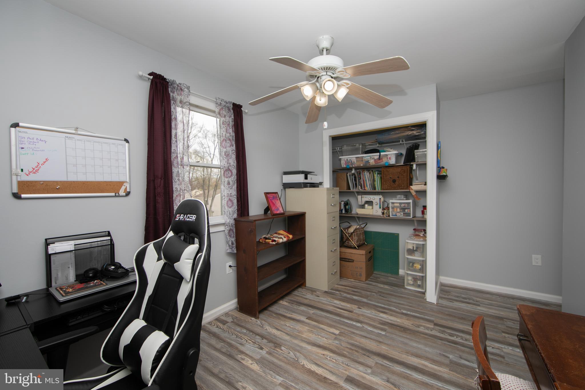 SALEM POINT - Residential