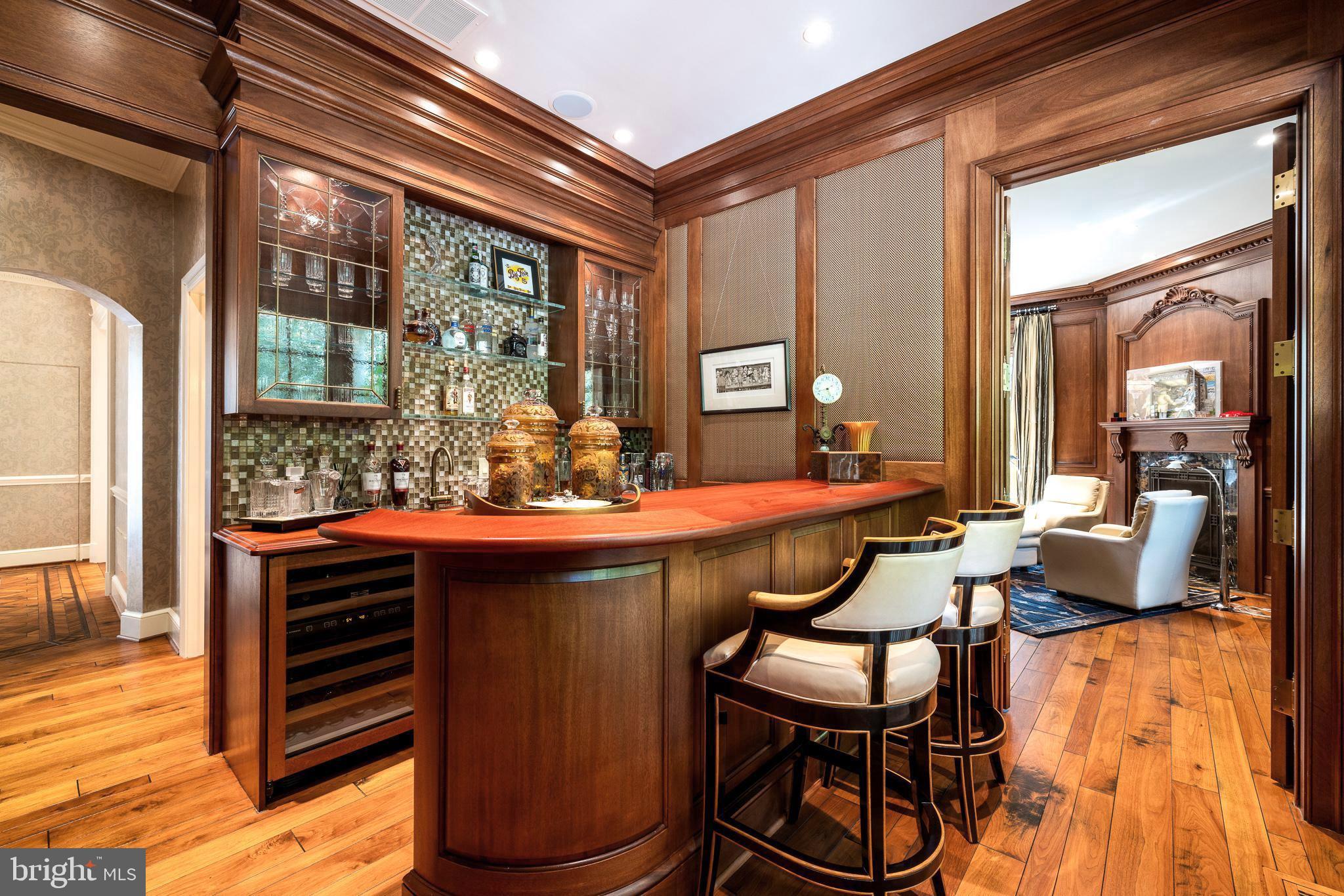 BRYN MAWR - Residential
