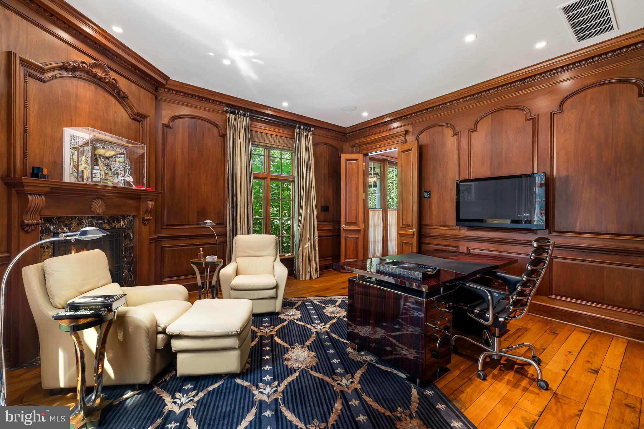 BRYN MAWR - Residential
