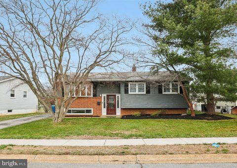 Photo of 2114 Lori Drive, WILMINGTON, DE 19808 (MLS # DENC2099930)