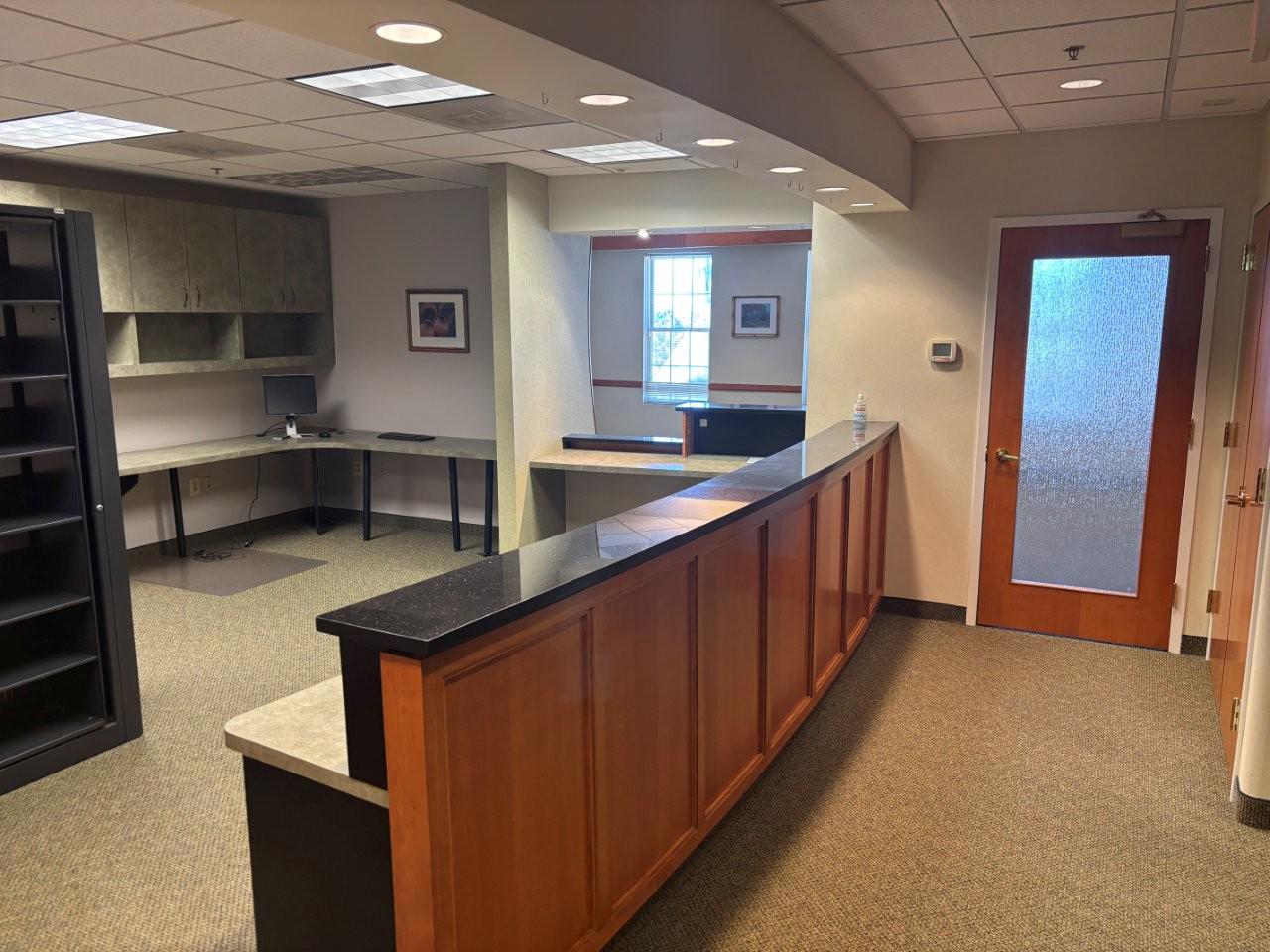 6134 REDWOOD SQUARE CENTER 201/202