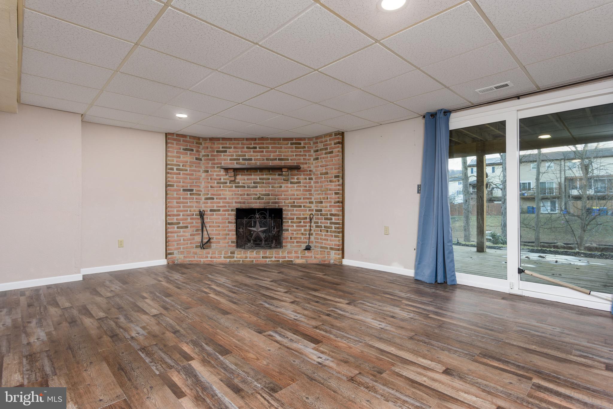 VILLAGE OF VALLEY GREEN - Residential