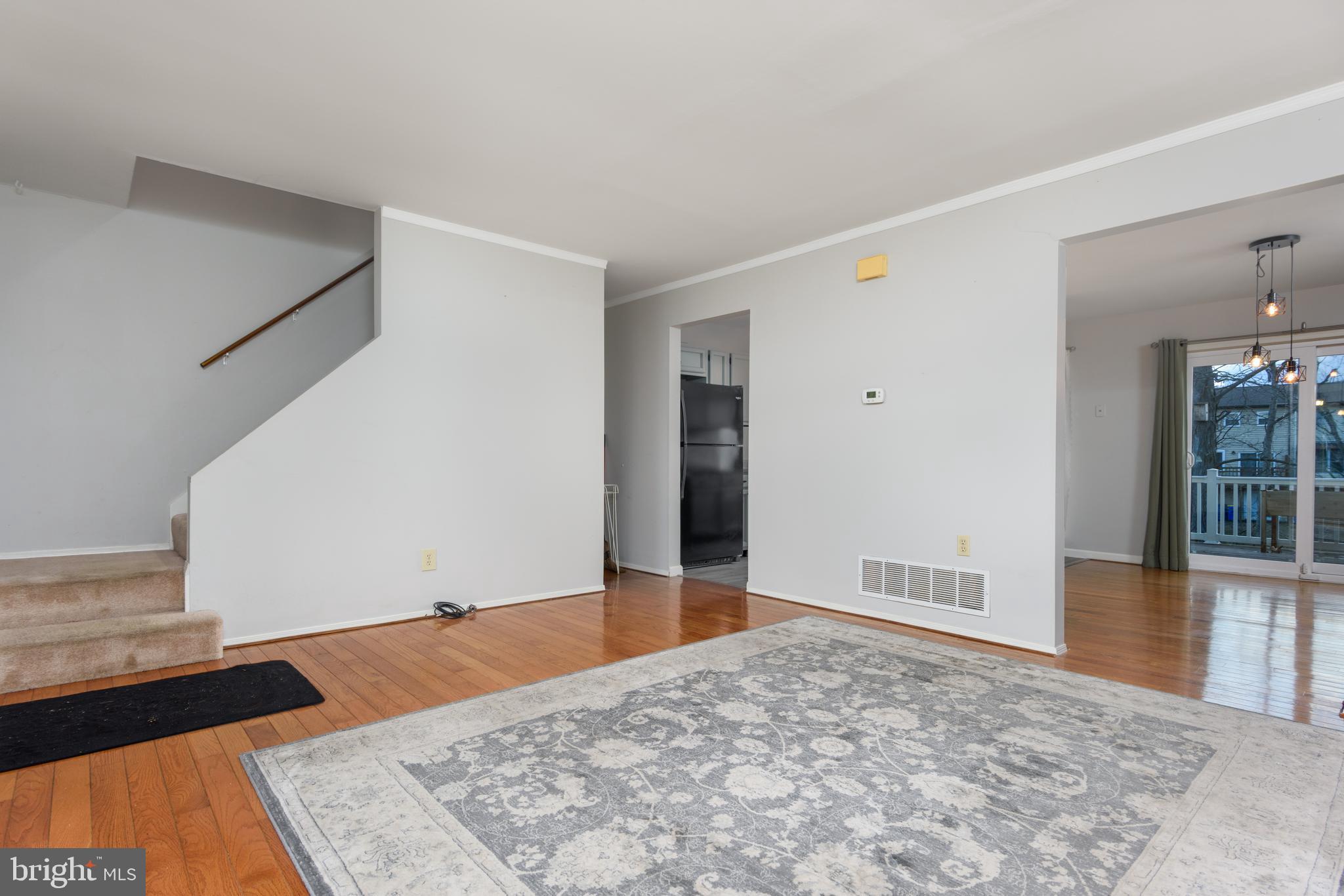 VILLAGE OF VALLEY GREEN - Residential