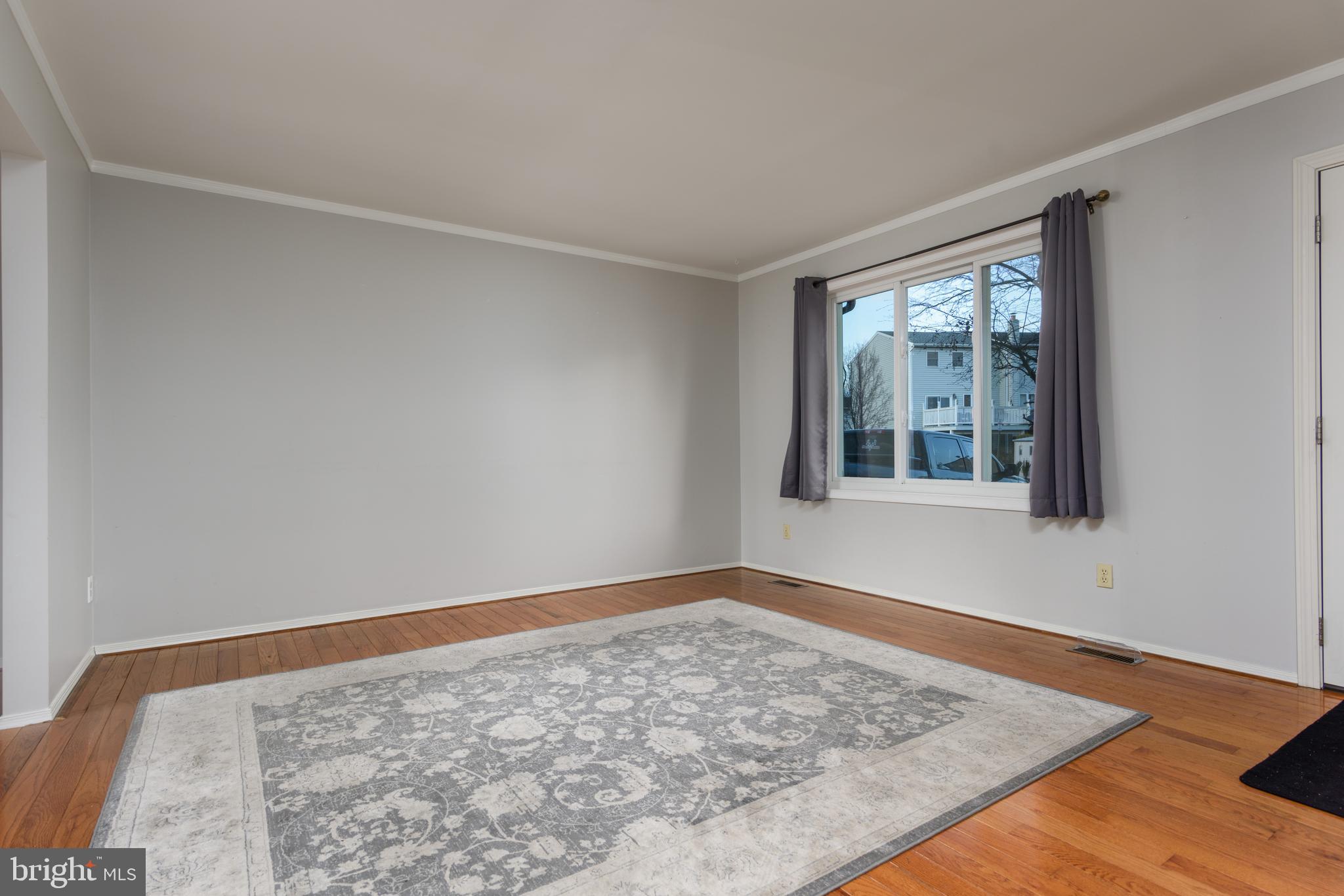 VILLAGE OF VALLEY GREEN - Residential