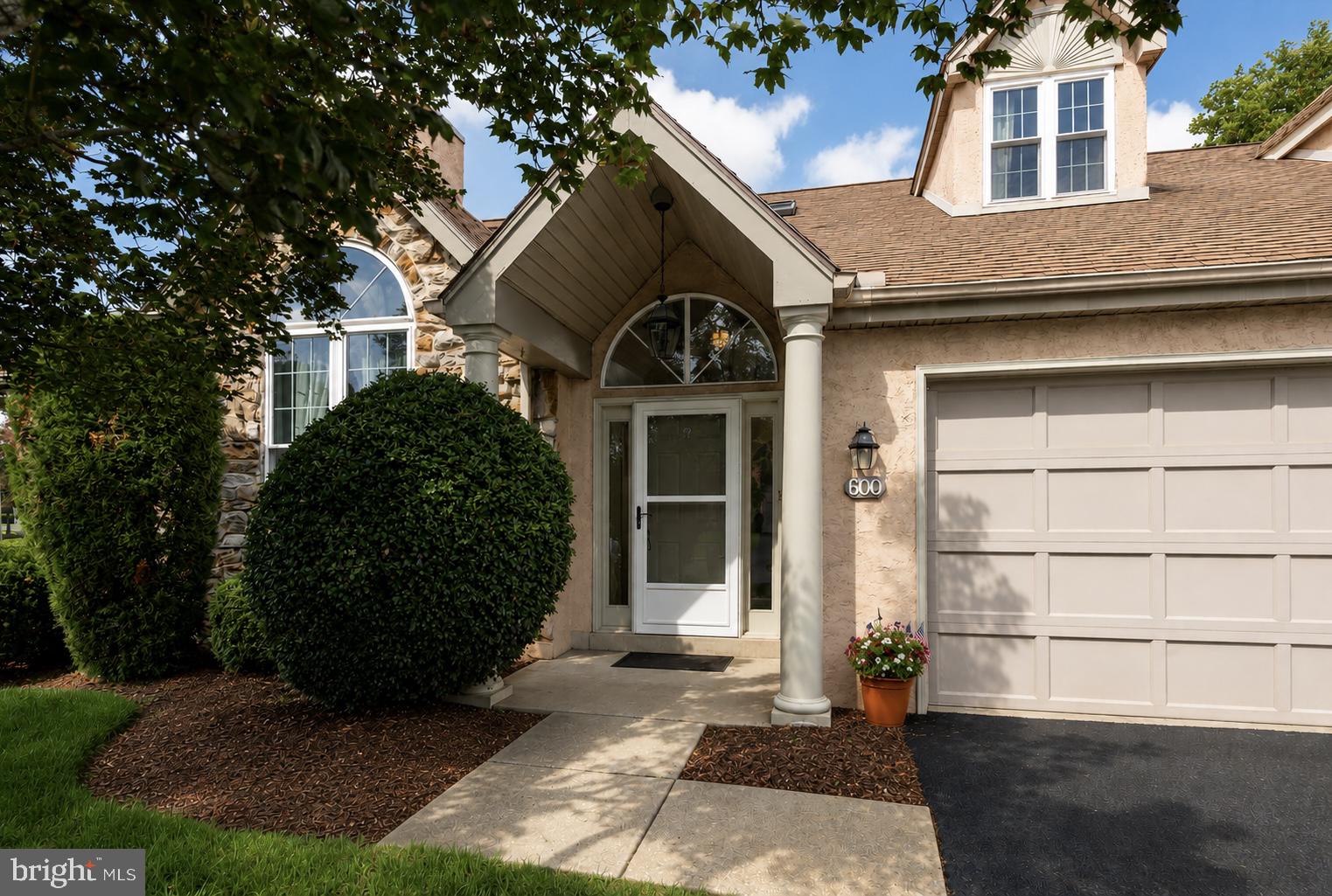 600 WESTRIDGE COURT