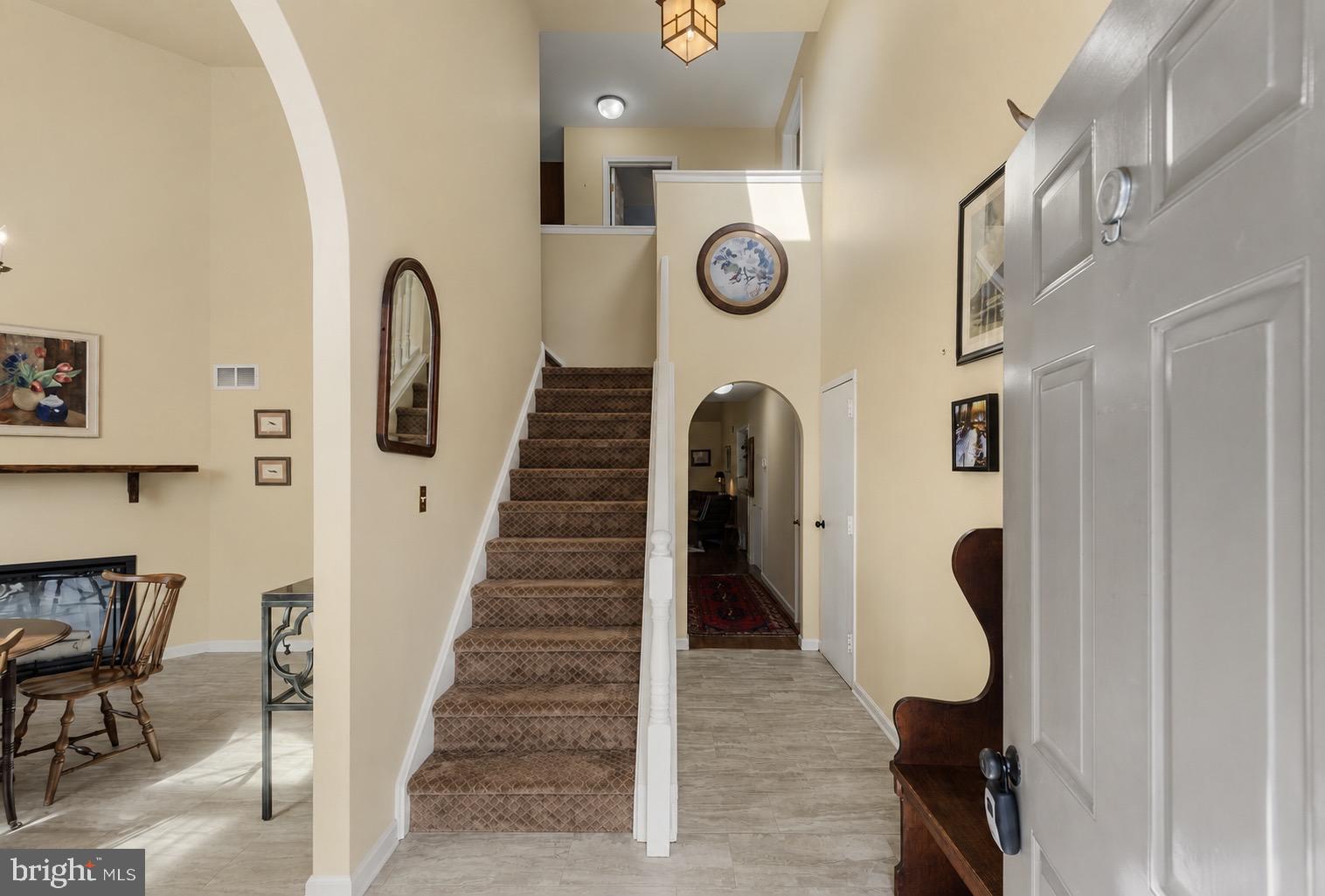 600 WESTRIDGE COURT
