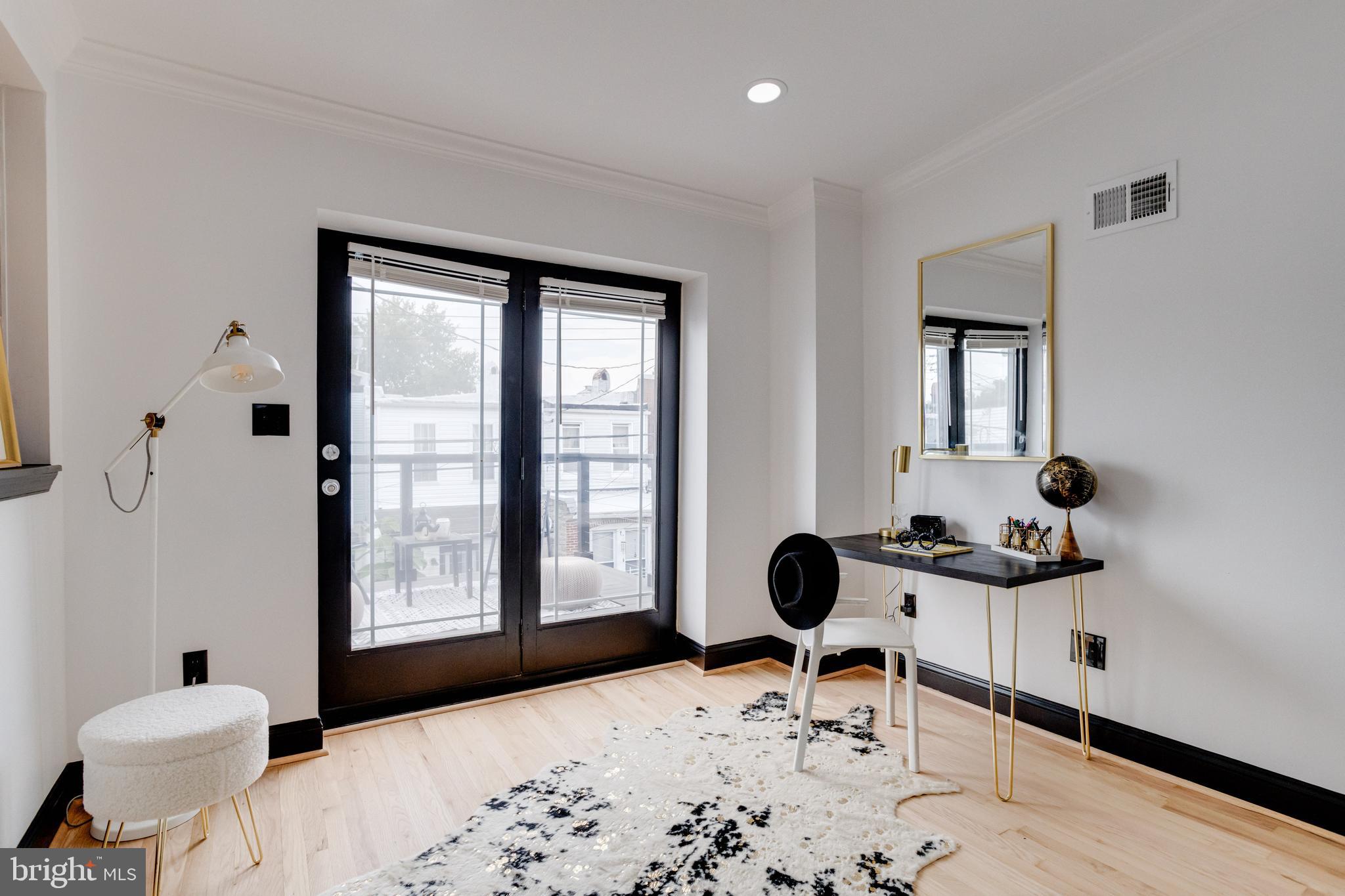 HIGHLANDTOWN - Residential