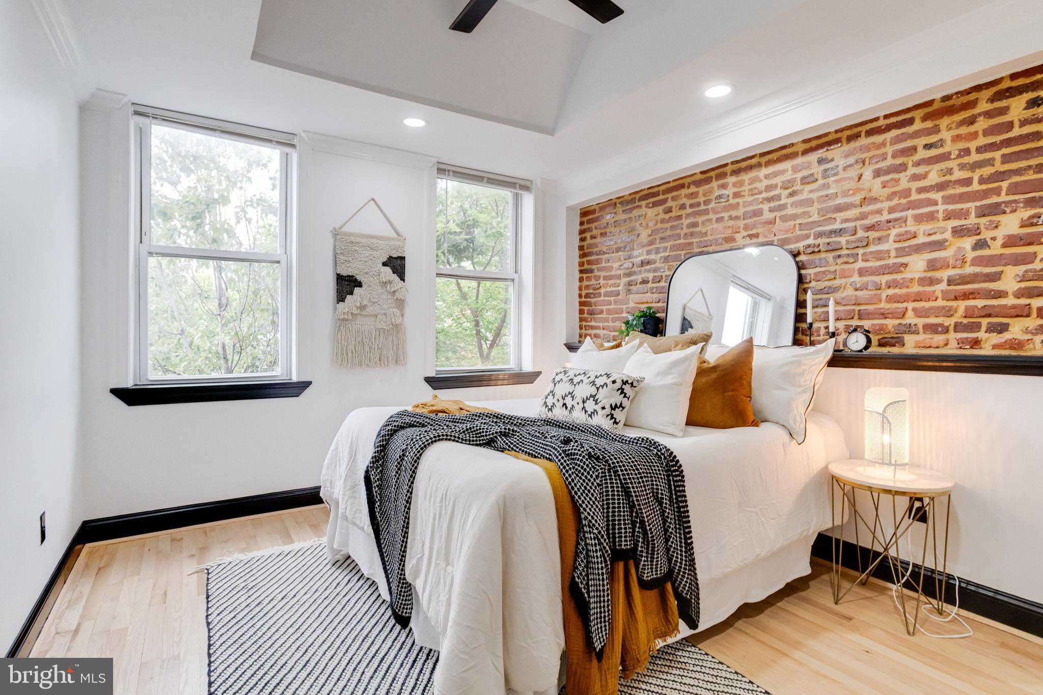 HIGHLANDTOWN - Residential