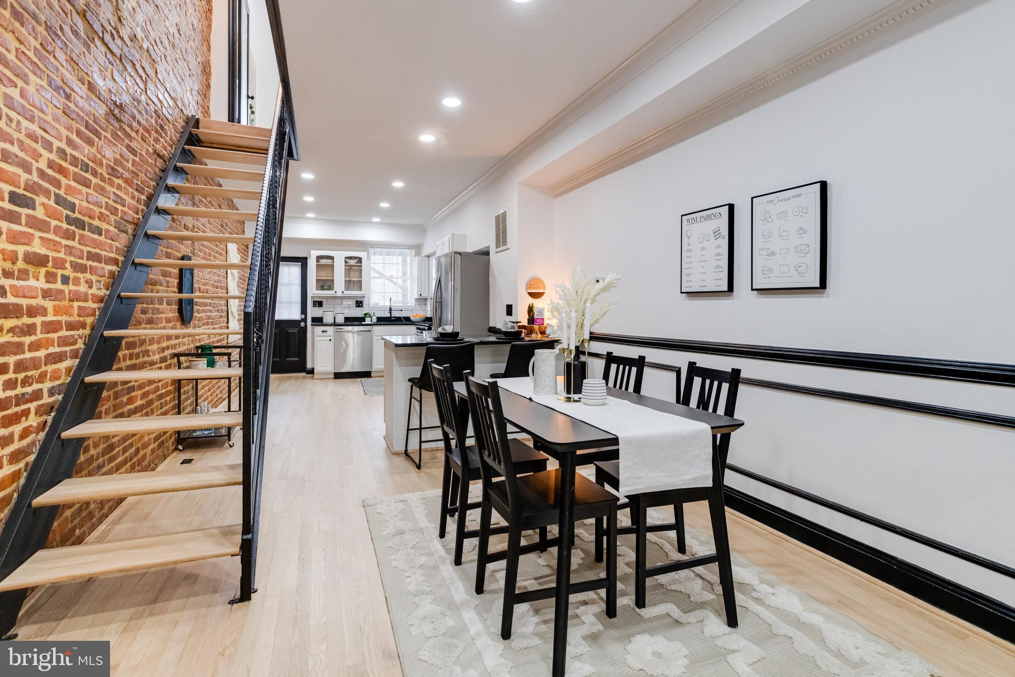 HIGHLANDTOWN - Residential