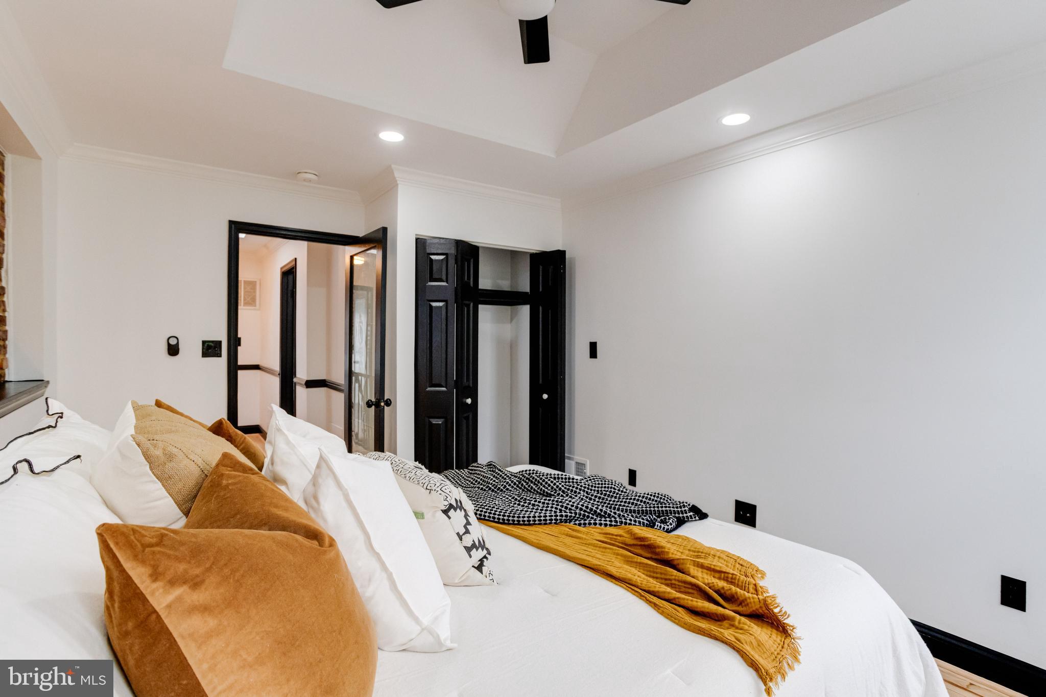 HIGHLANDTOWN - Residential