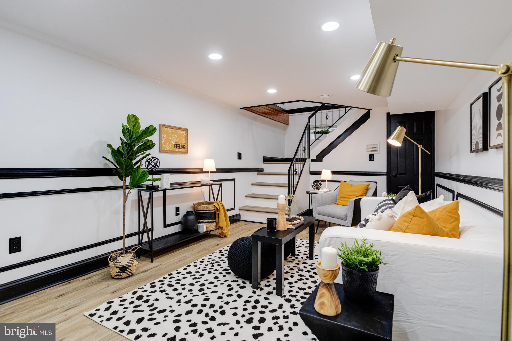 HIGHLANDTOWN - Residential