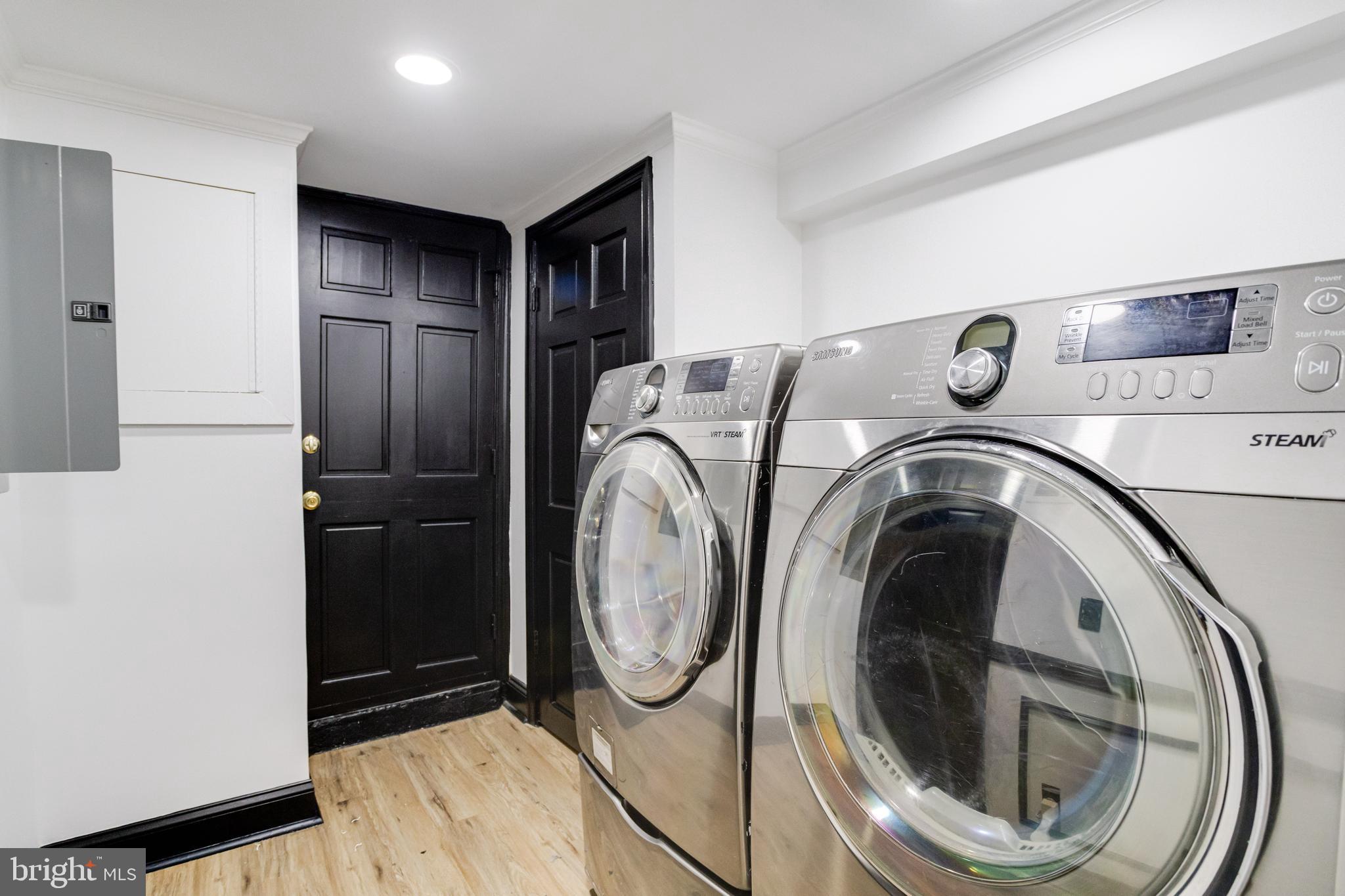 HIGHLANDTOWN - Residential