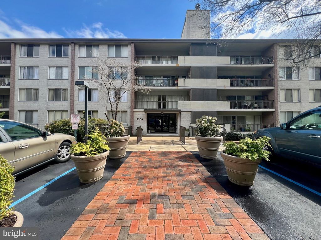Photo of 2304 Riddle Avenue #C403, WILMINGTON, DE 19806 (MLS # DENC2089492)