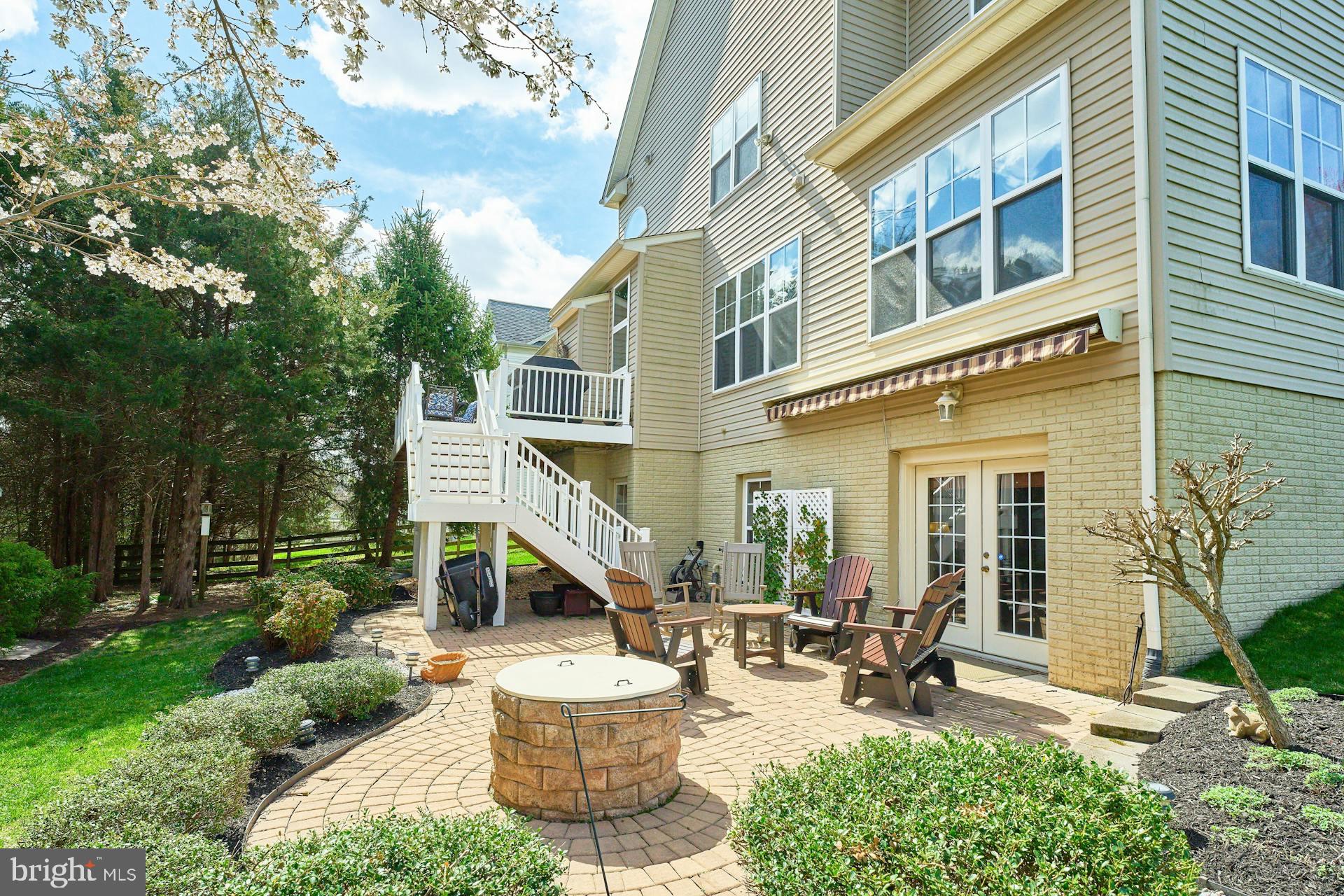 VICTORY LAKES - Residential