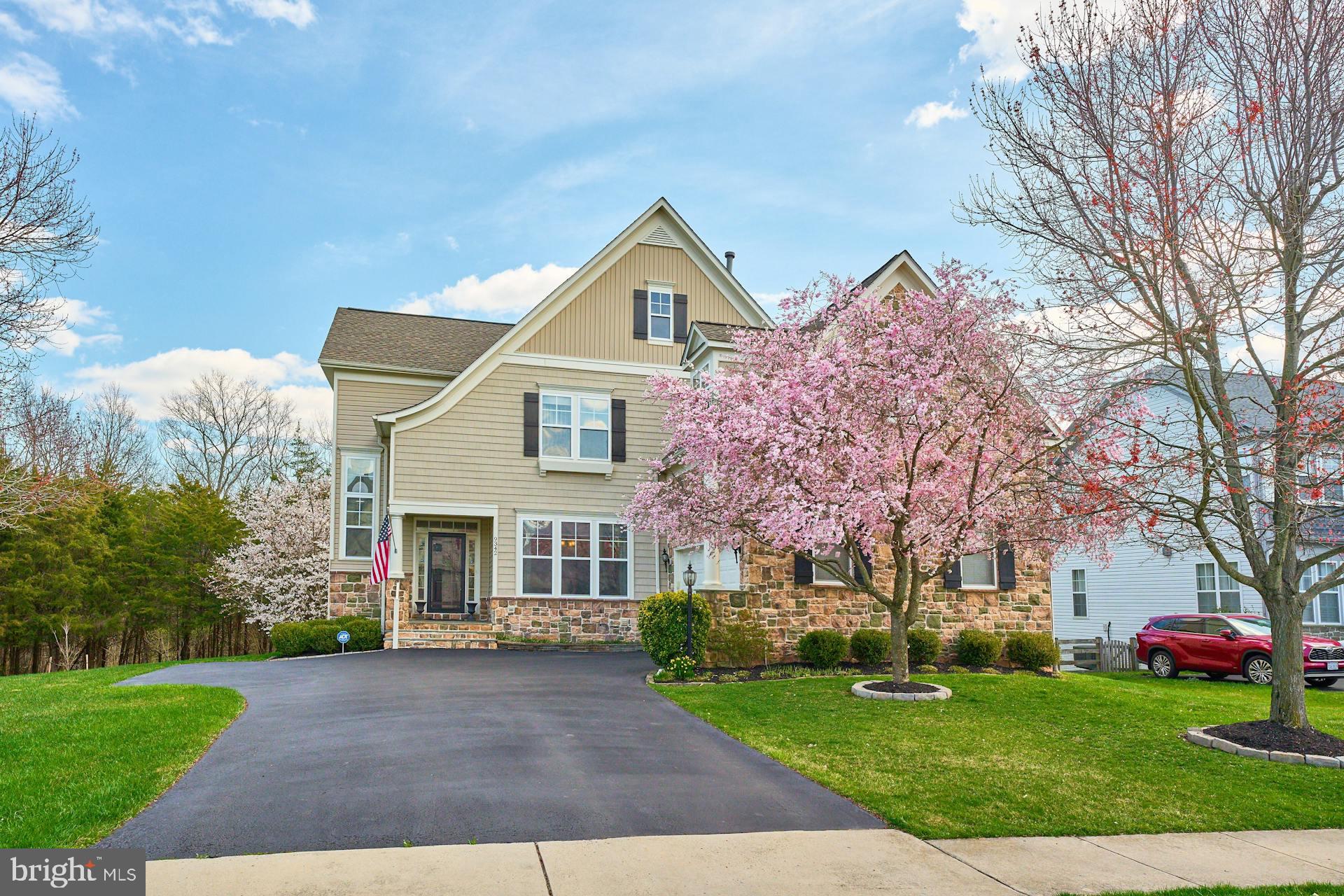 VICTORY LAKES - Residential