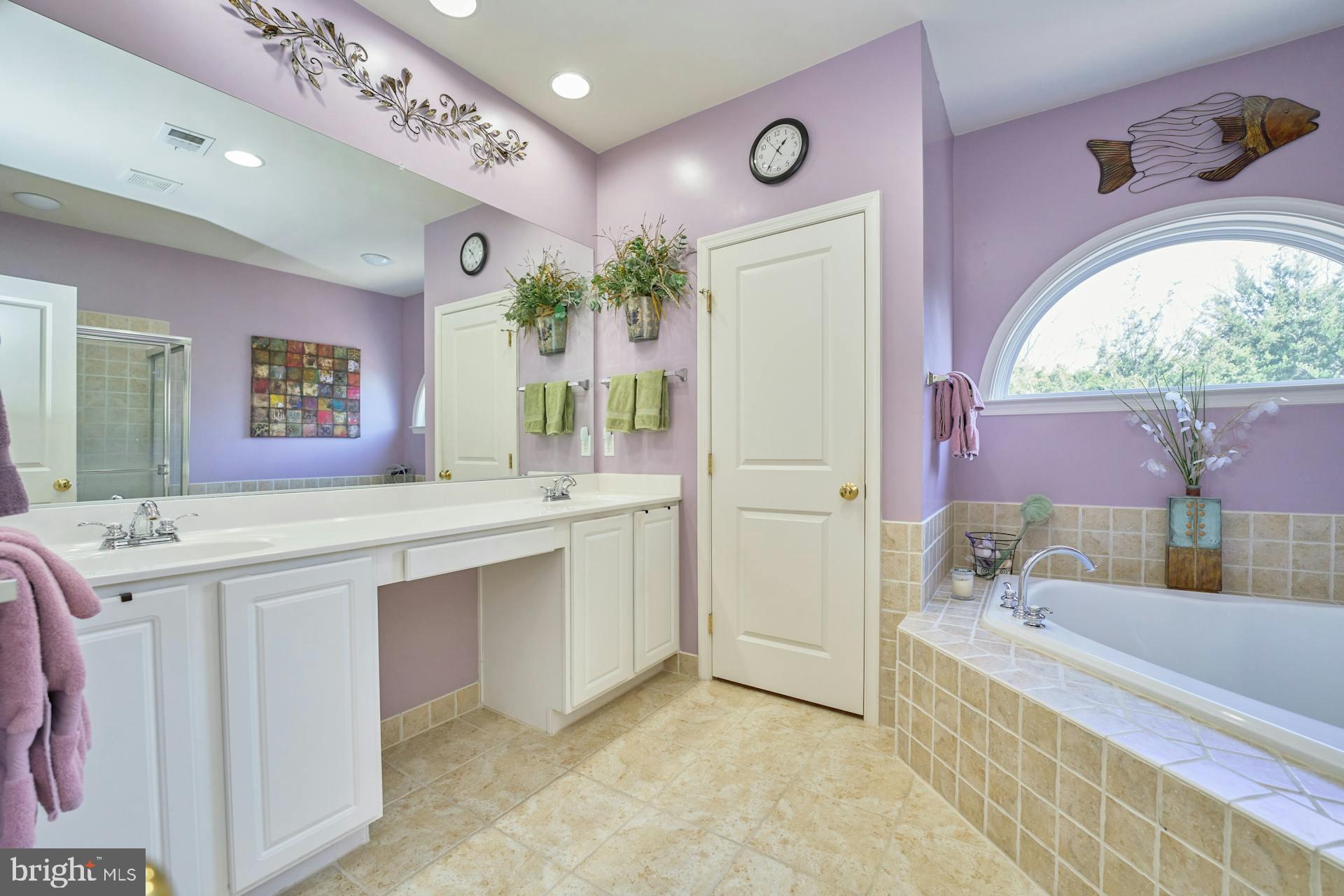 VICTORY LAKES - Residential